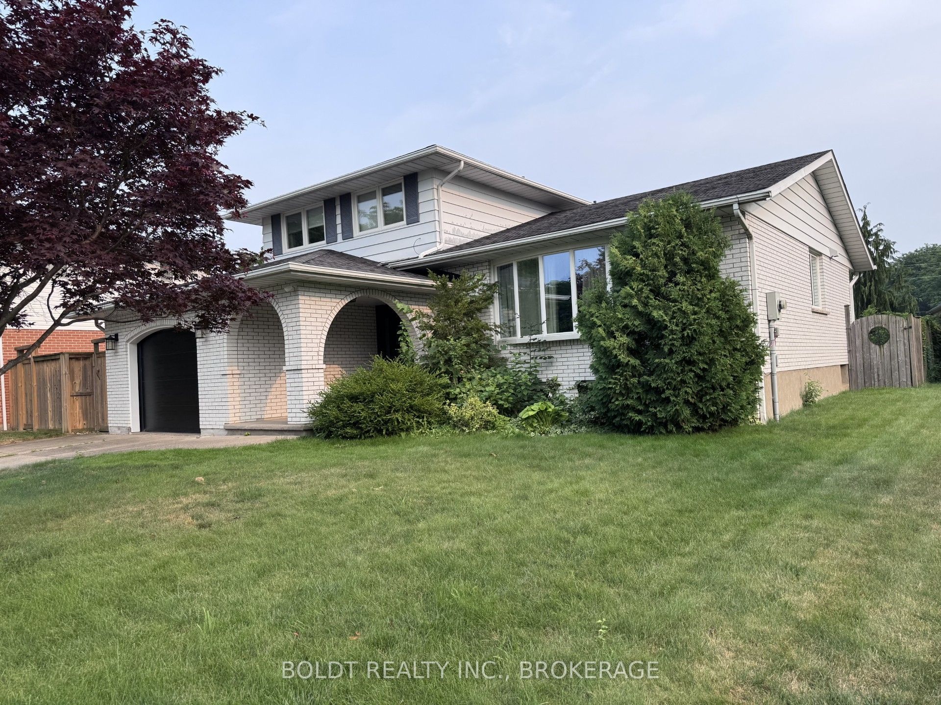 3 Wendover Place, St. Catharines, ON L2N 6T9 photo 3