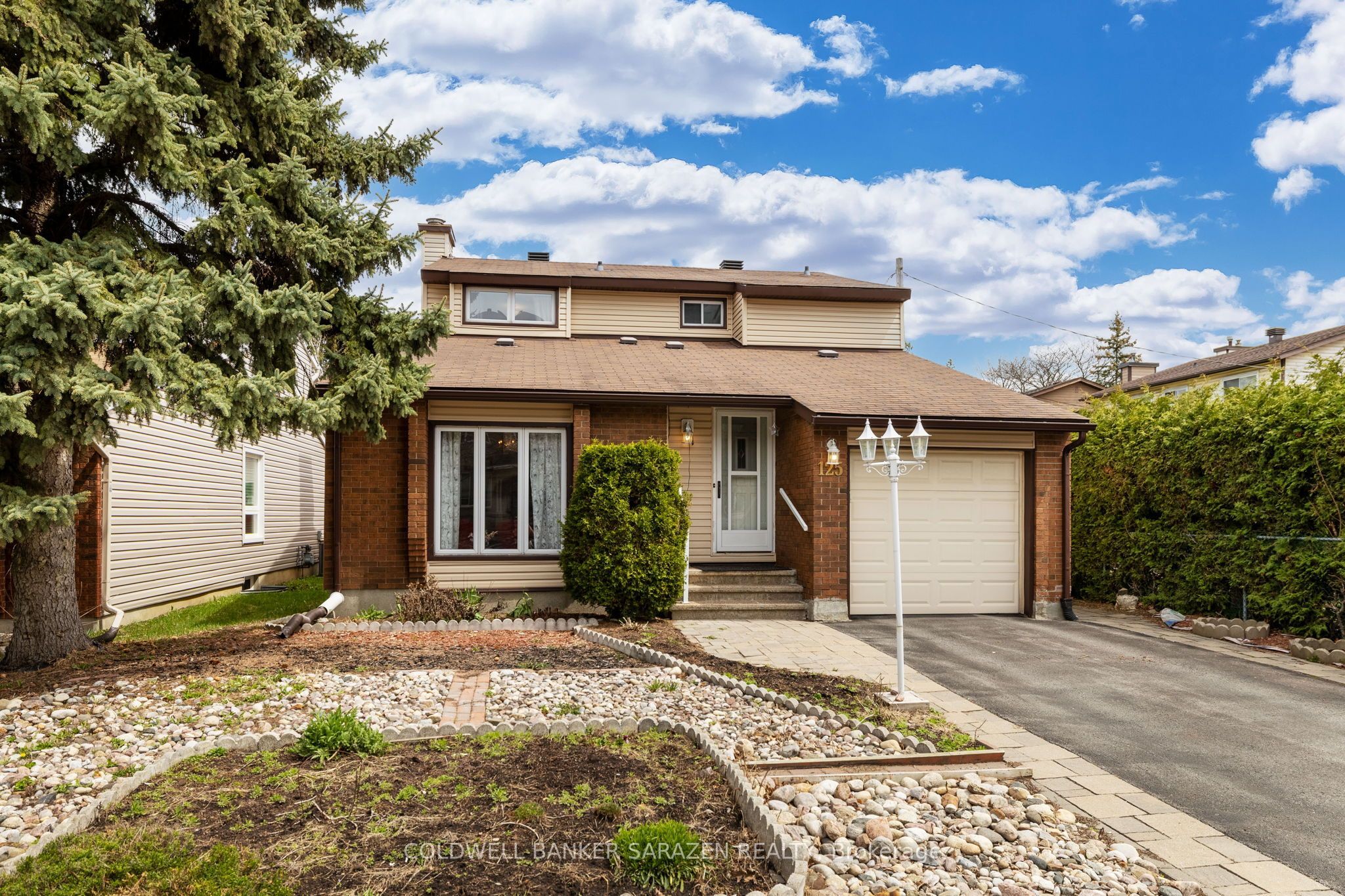 125 Lanark Avenue, Westboro - Hampton Park, ON K1Z 8P6 photo 2