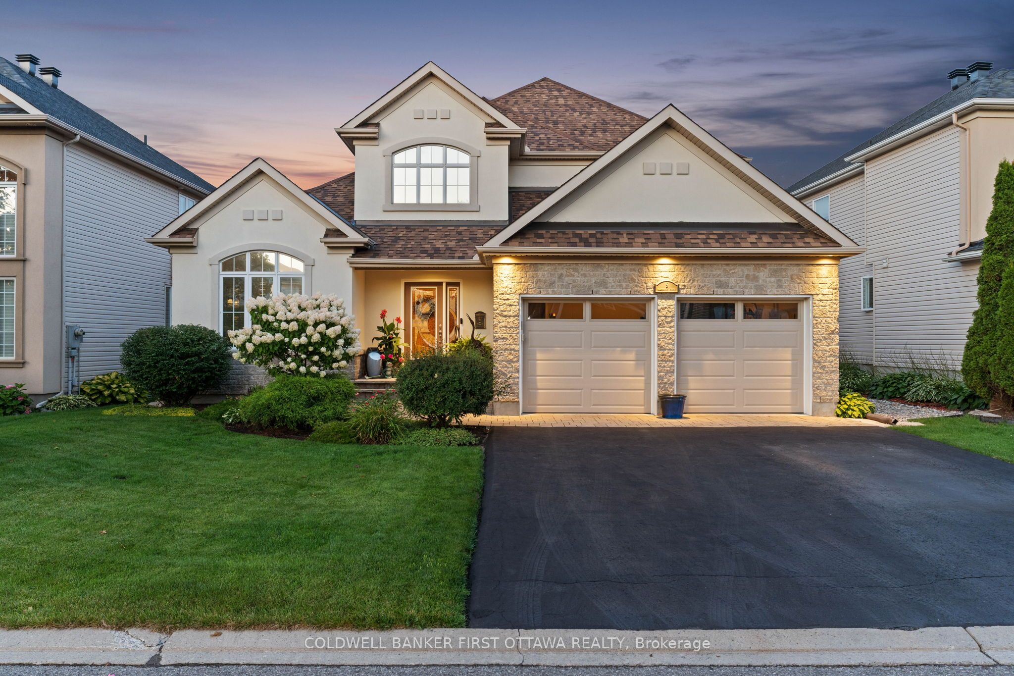 6 Blackshire Circle, Barrhaven, ON K2J 5L8