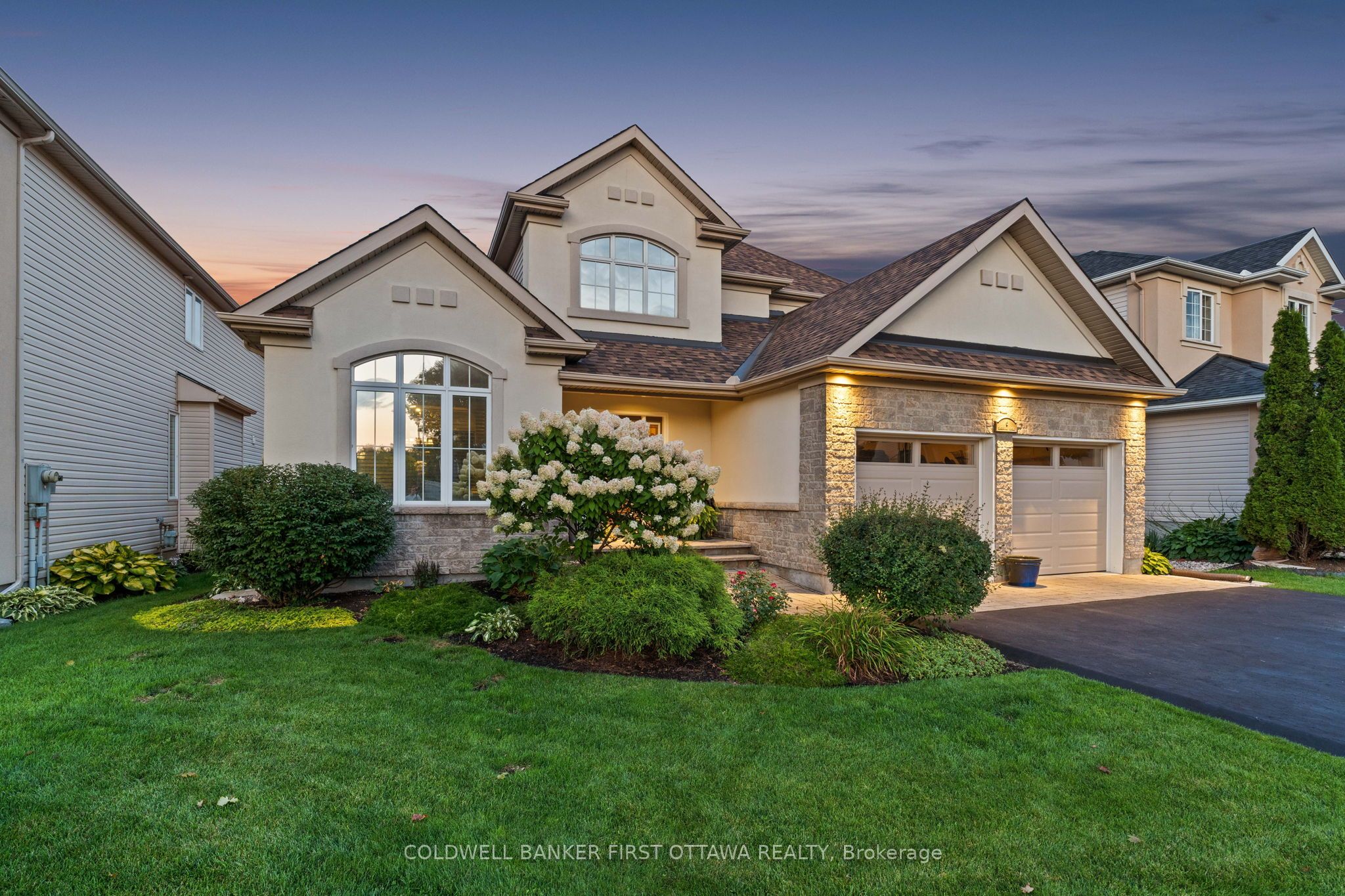 6 Blackshire Circle, Barrhaven, ON K2J 5L8 photo 2