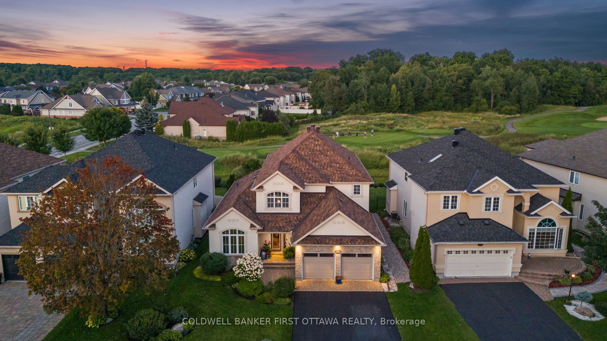 6 Blackshire Circle, Barrhaven, ON K2J 5L8 photo 3