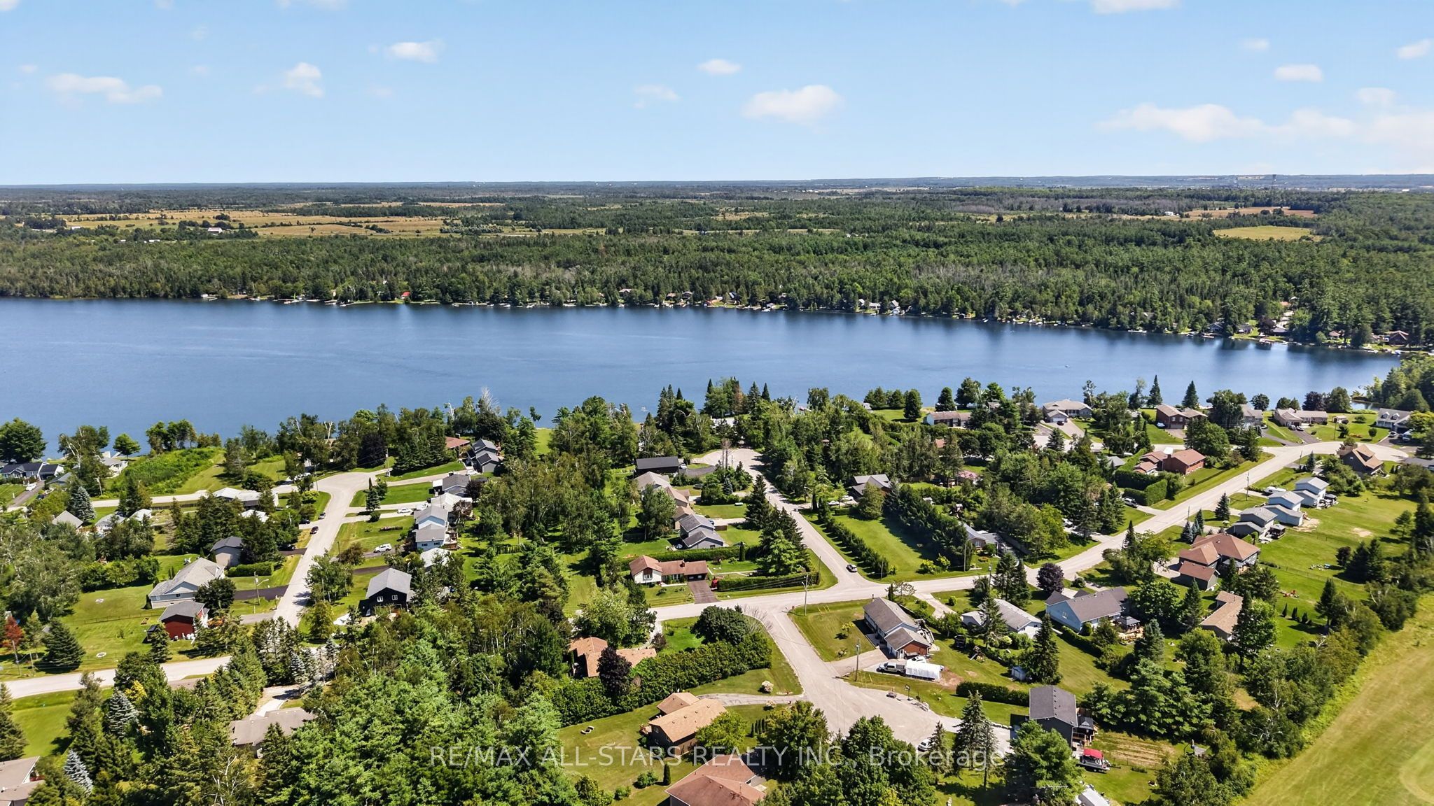 6 Golf Court, Kawartha Lakes, ON K0M 2T0 photo 3