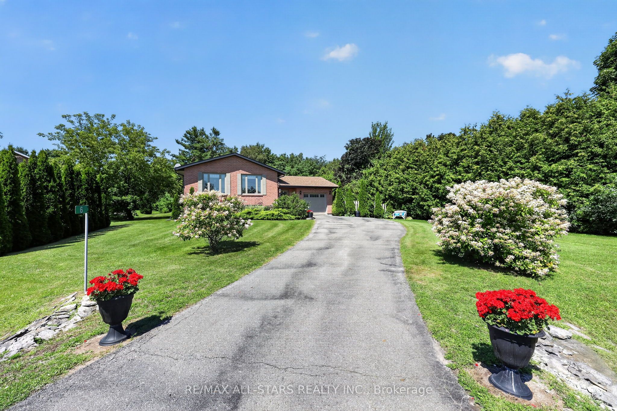 6 Golf Court, Kawartha Lakes, ON K0M 2T0 photo 4