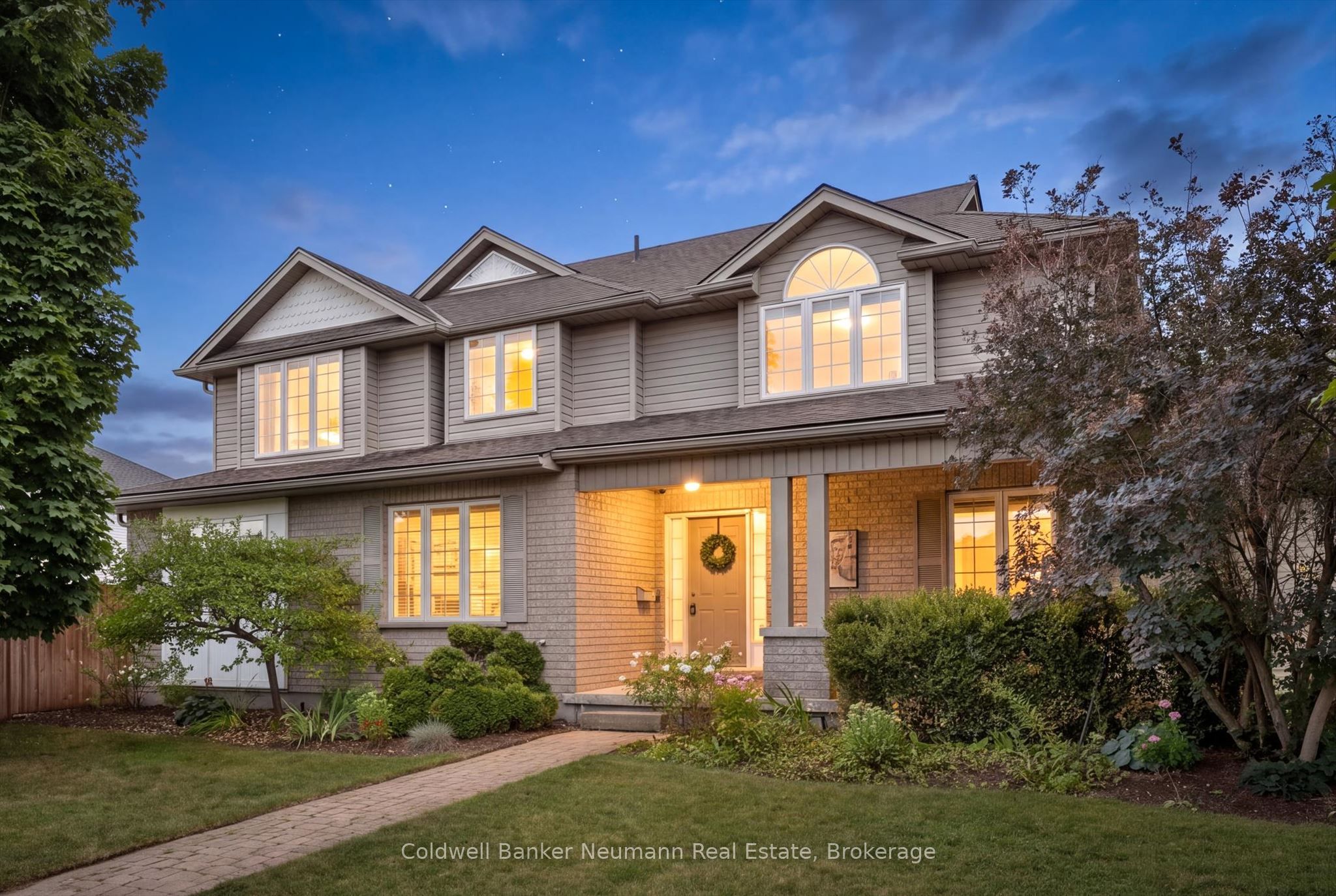 1 Teal Drive, Guelph, ON N1C 1G3
