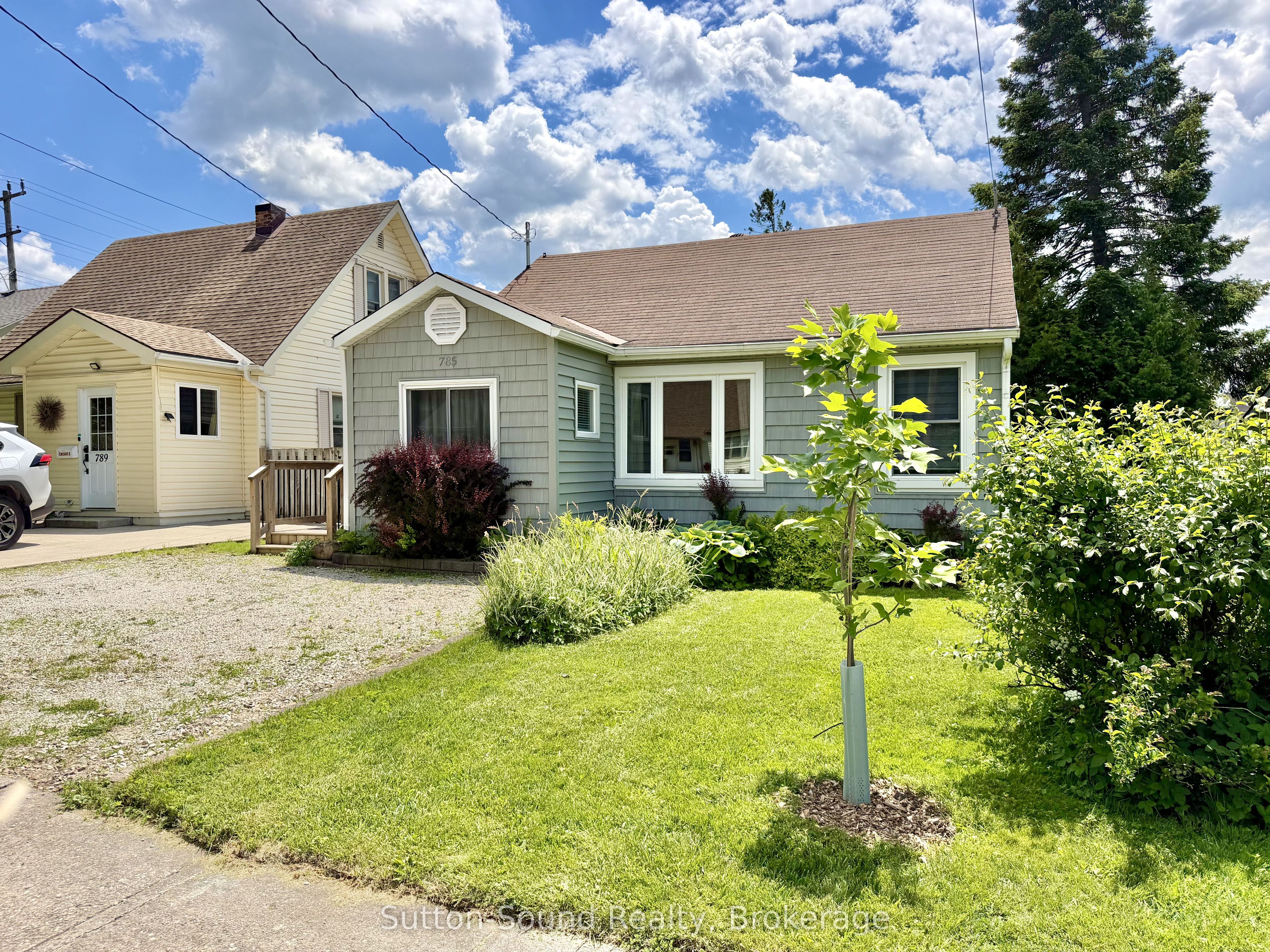 785 7th Street E, Owen Sound, ON N4K 1J8 photo 2