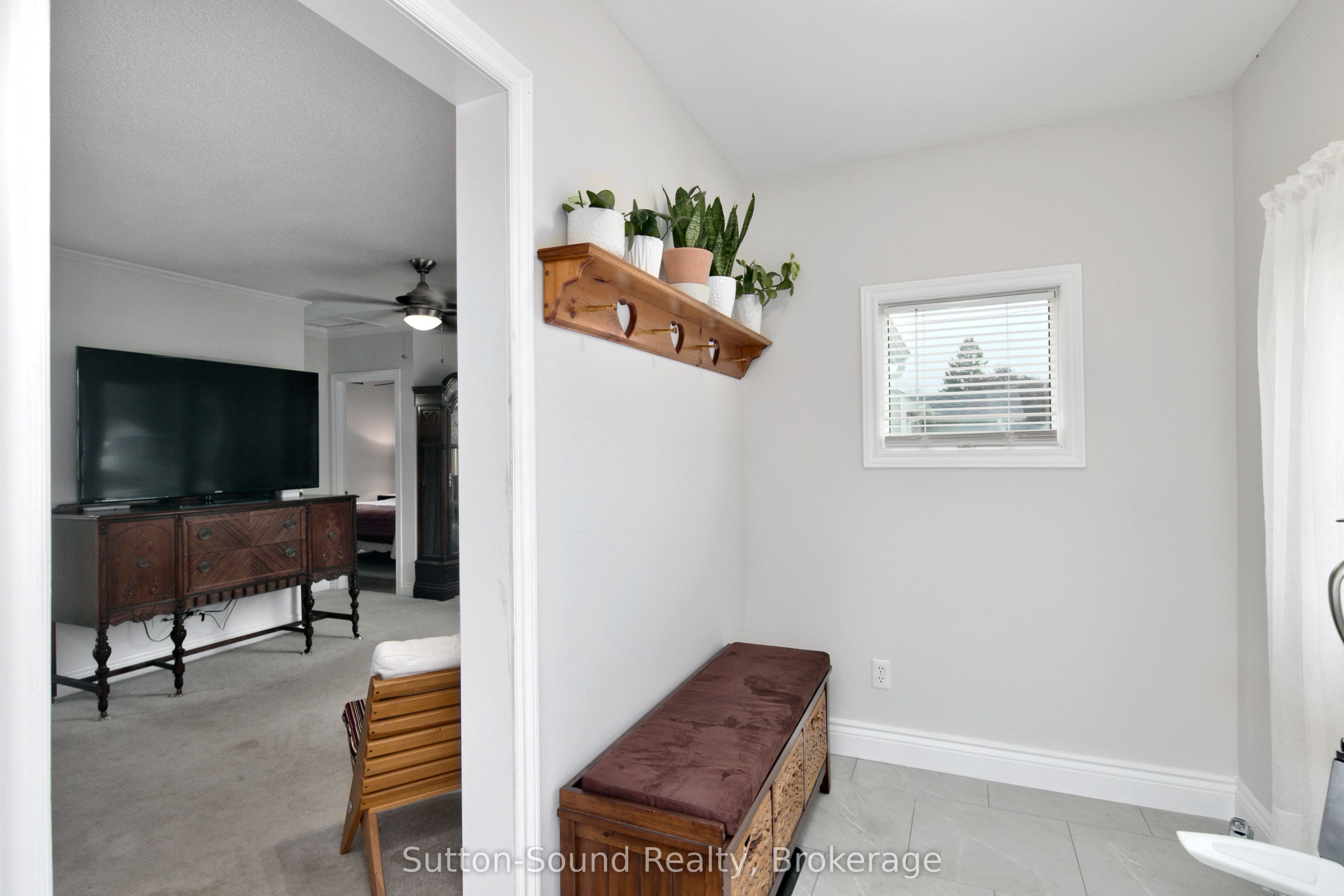 785 7th Street E, Owen Sound, ON N4K 1J8 photo 3