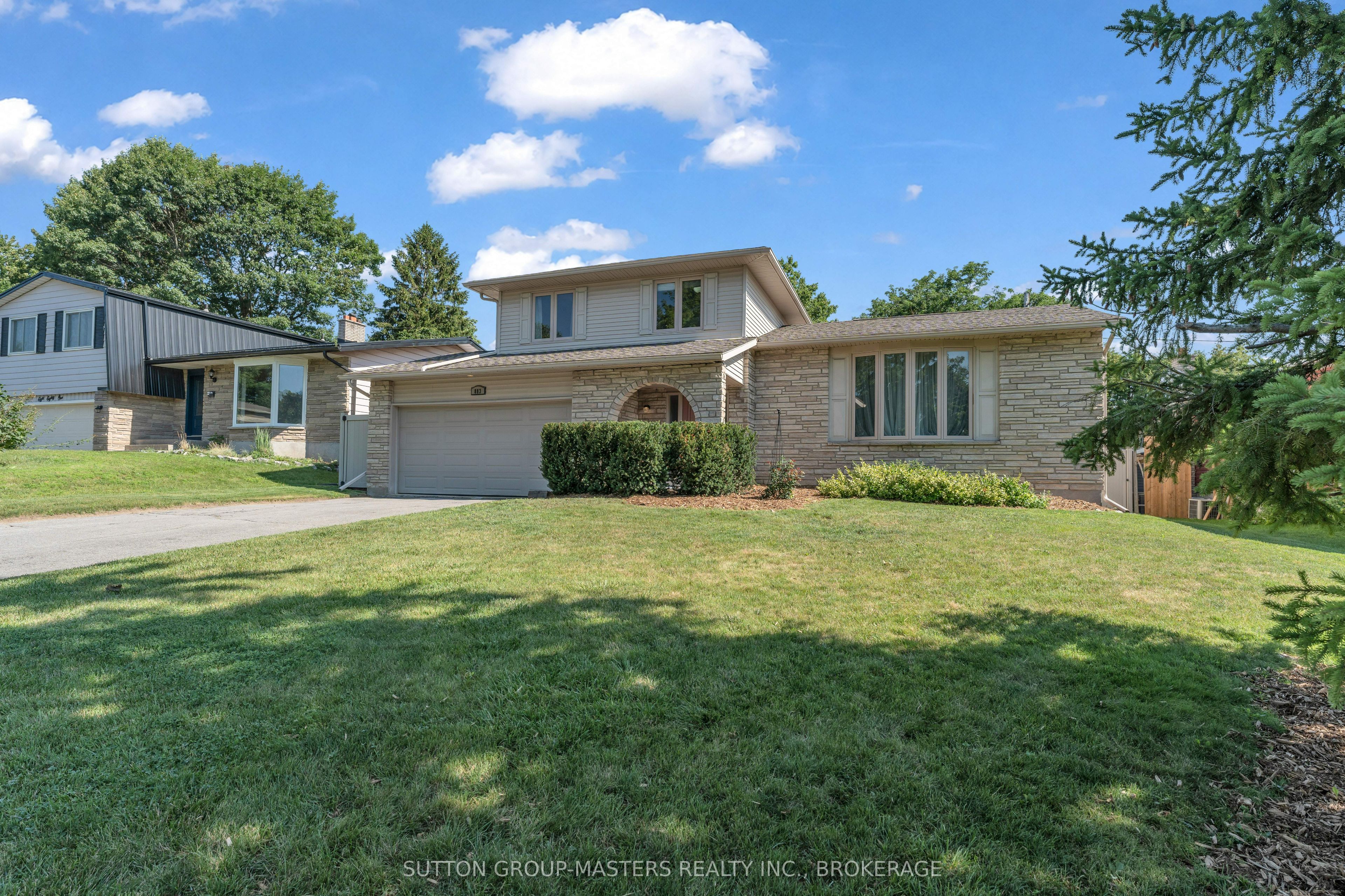 883 Ludgate Crescent, Kingston, ON K7M 6C7 photo 3