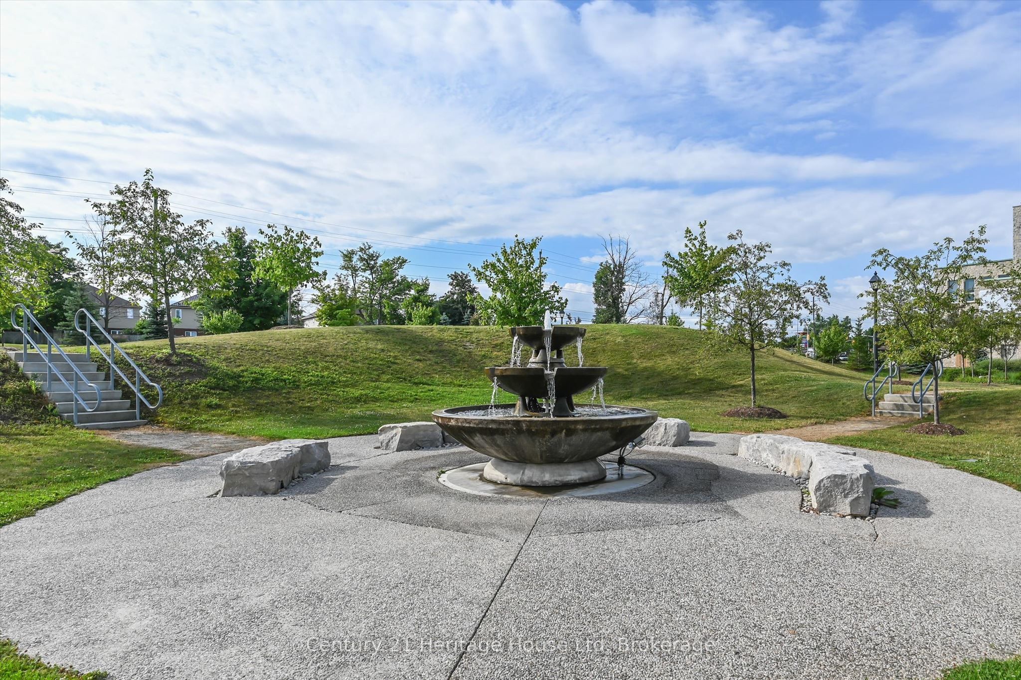 625 St David Street S 302, Centre Wellington, ON N1M 0A8 photo 5