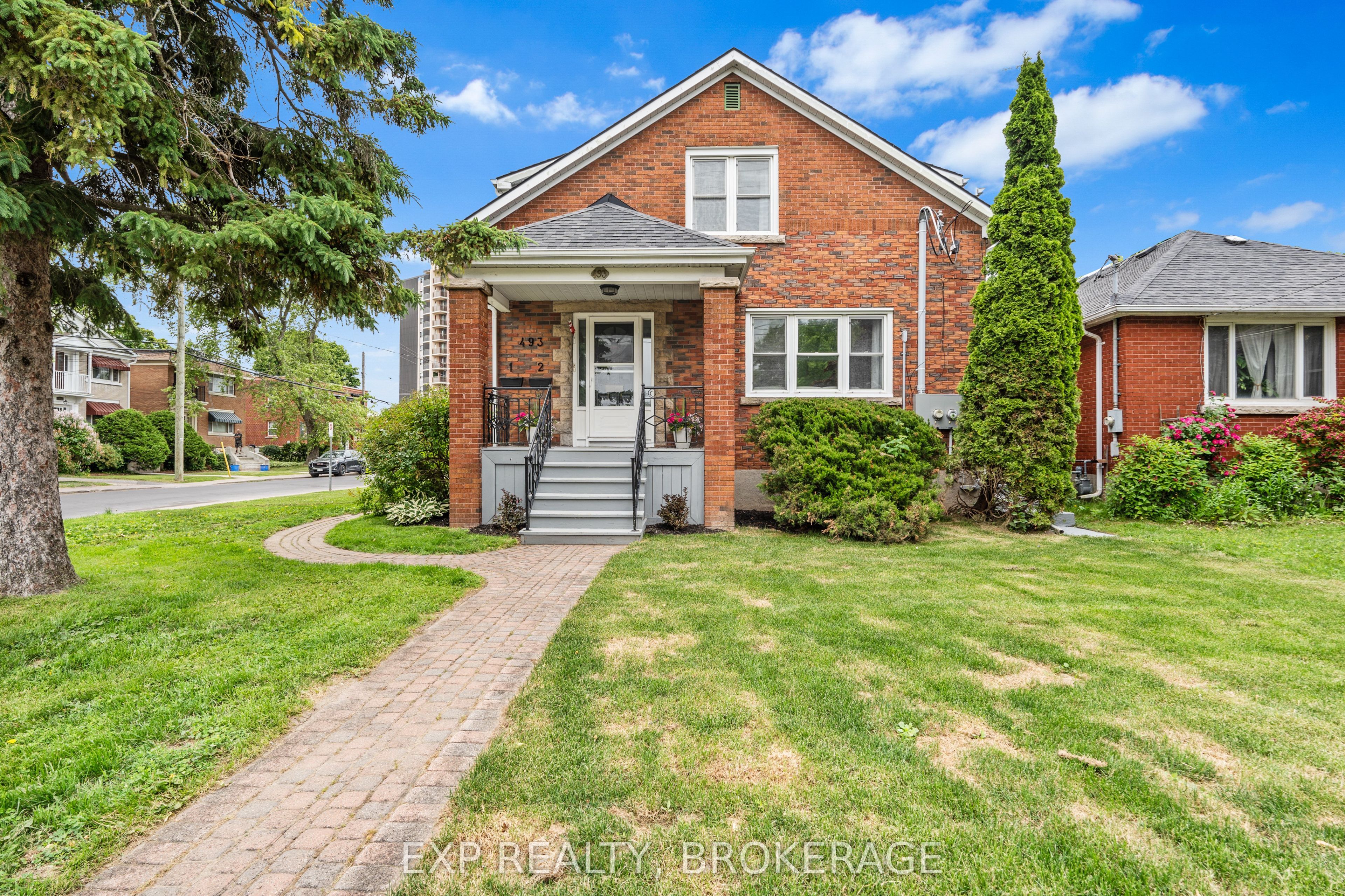 493 COLLEGE Street, Kingston, ON K7L 4M8