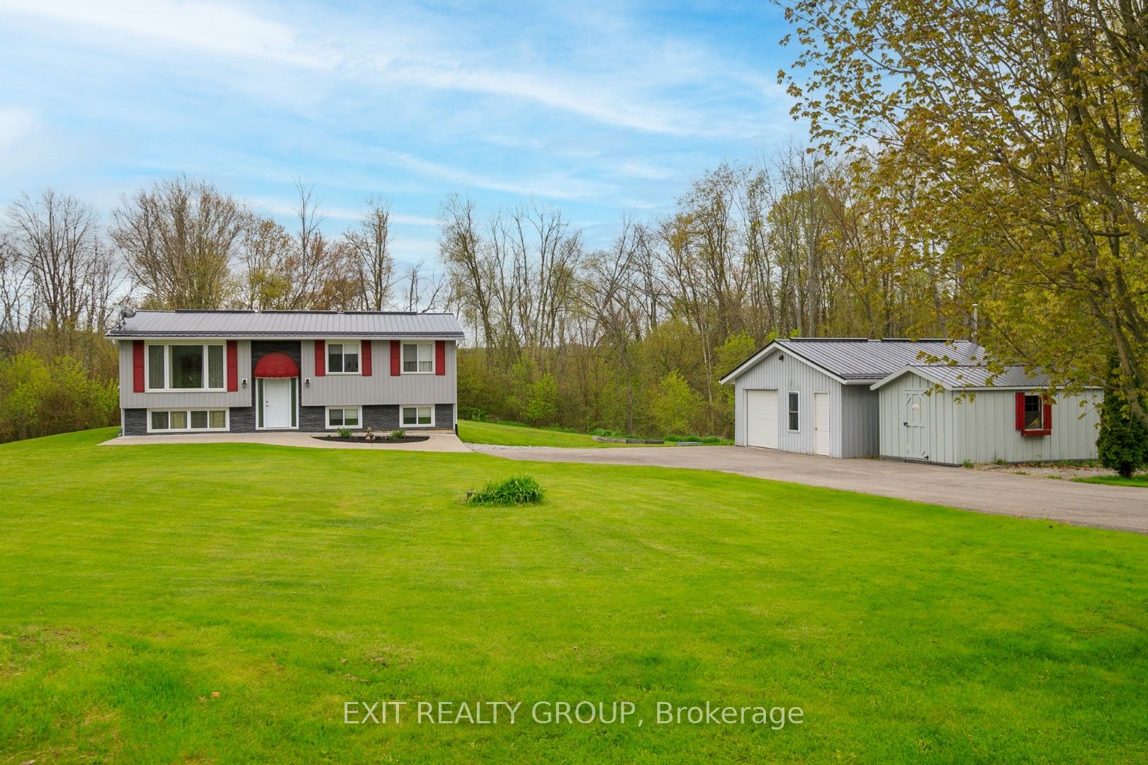1625 Old Wooler Road, Quinte West, ON K0K 3M0