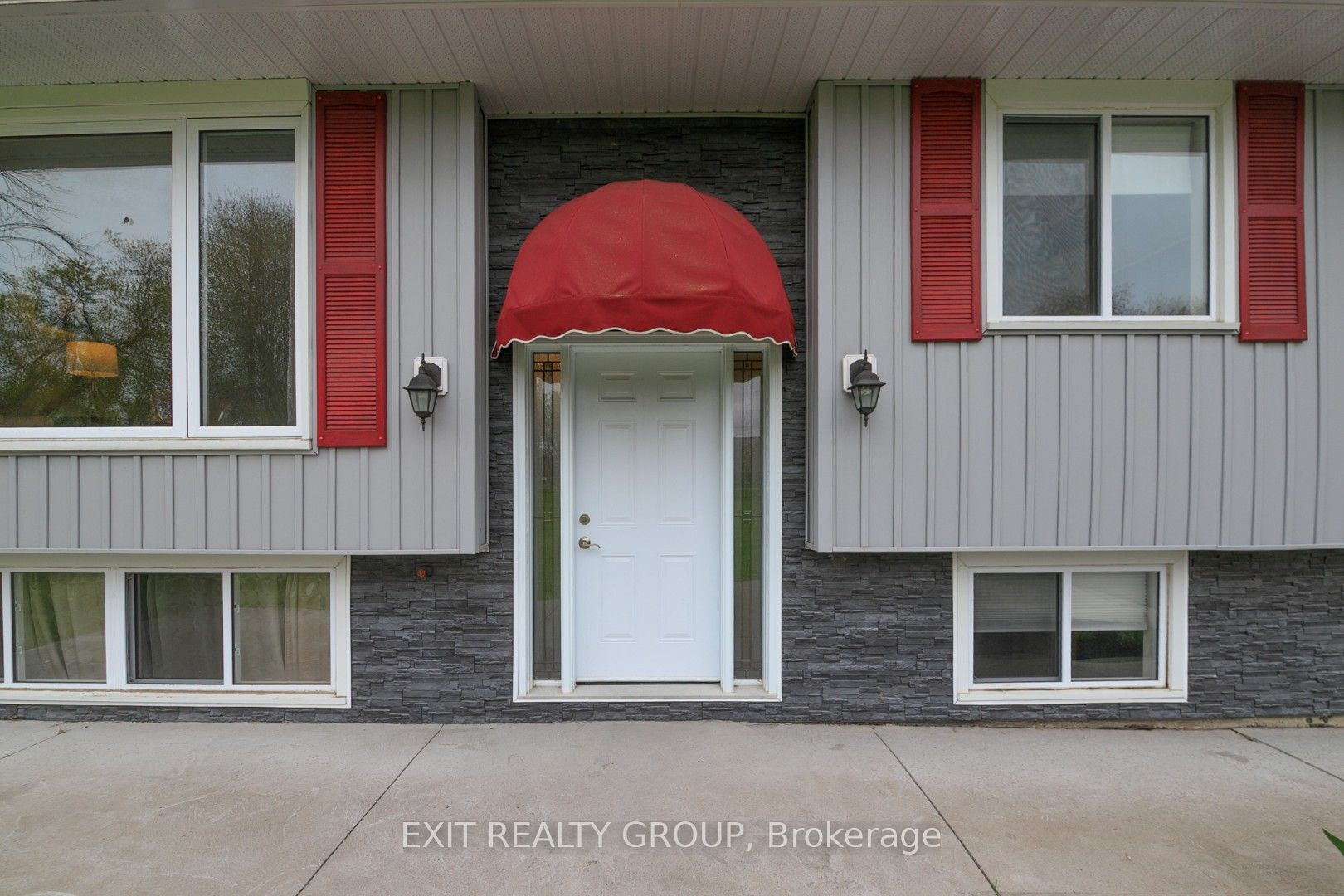 1625 Old Wooler Road, Quinte West, ON K0K 3M0 photo 3