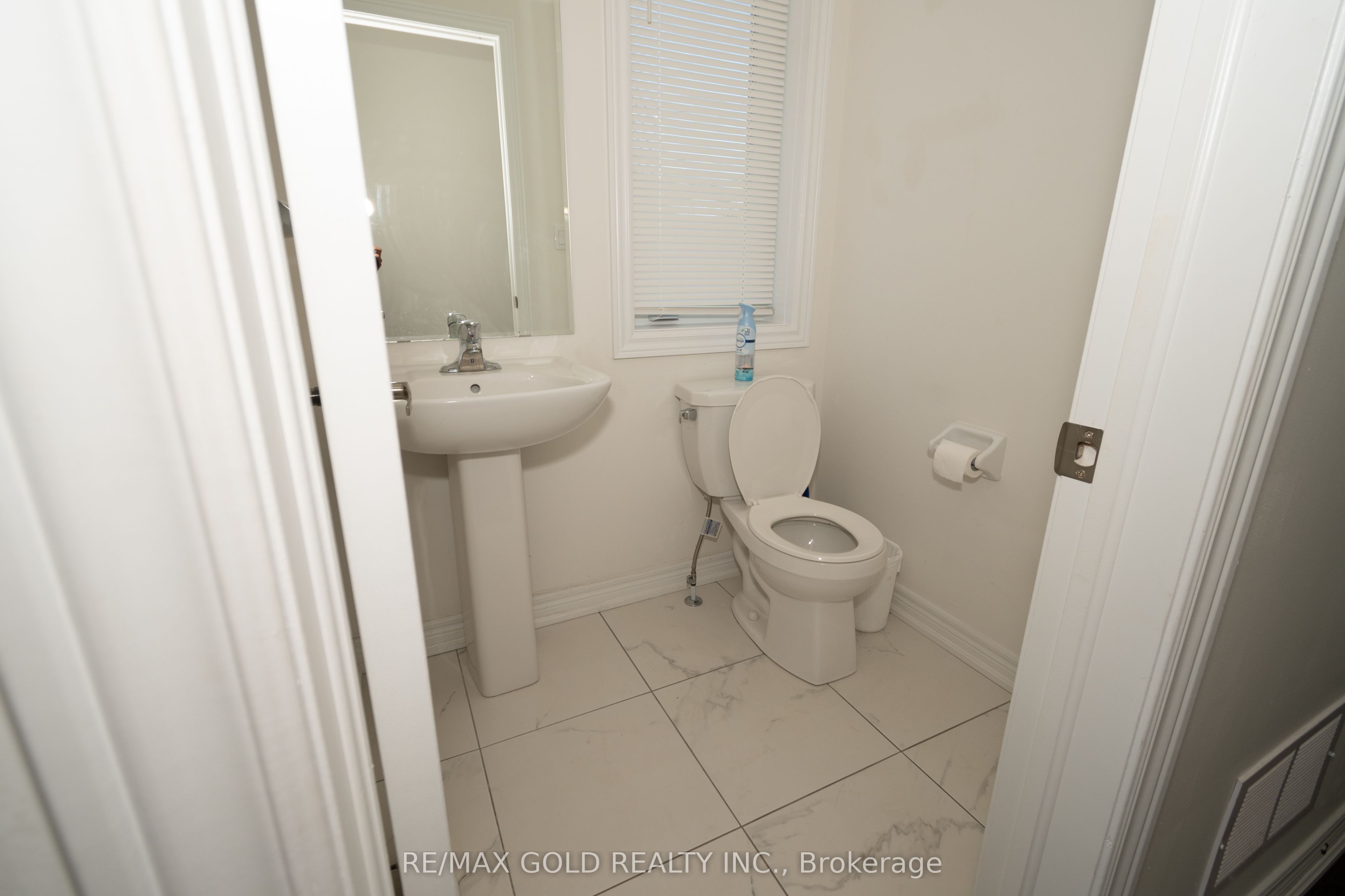 166 Deerpath Drive 1, Guelph, ON N1K 1W6 photo 5