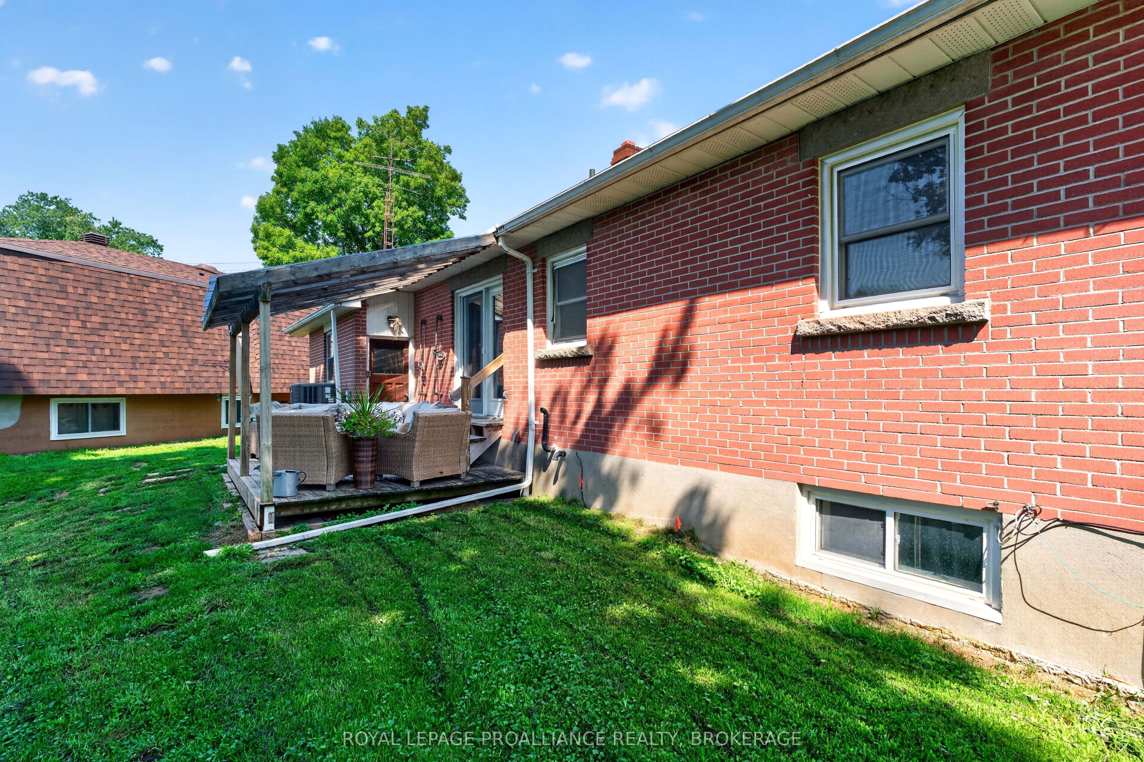26 Mclean Boulevard, Perth, ON K7H 2Z3 photo 4