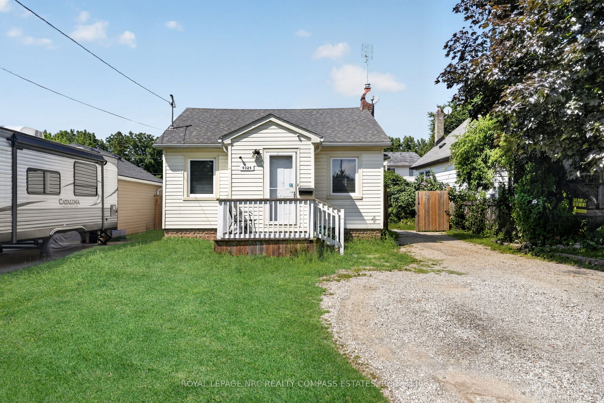 6325 Murray Street Main, Niagara Falls, ON L2G 2K8