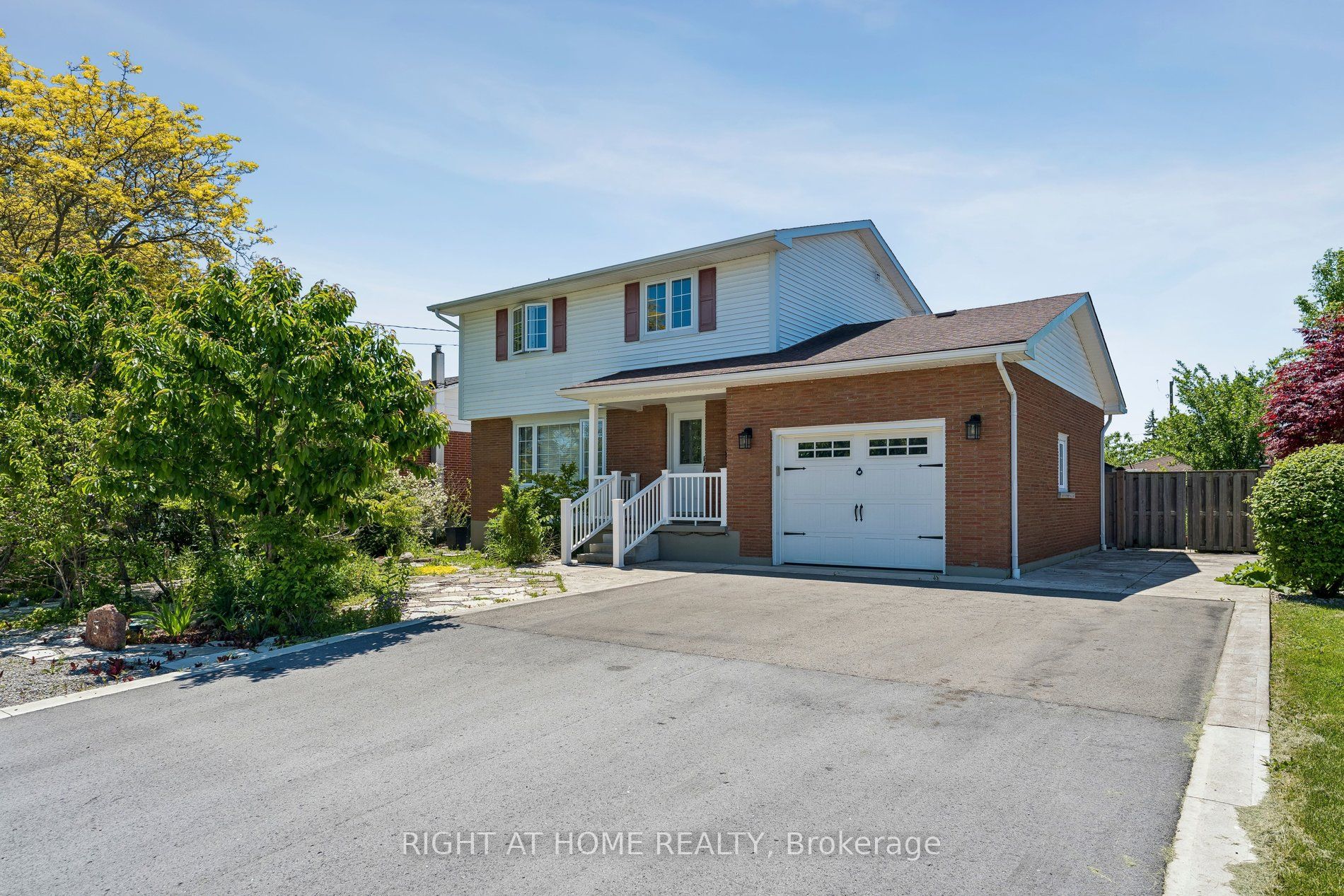 15 KING Street, Fort Erie, ON L2A 3Z3