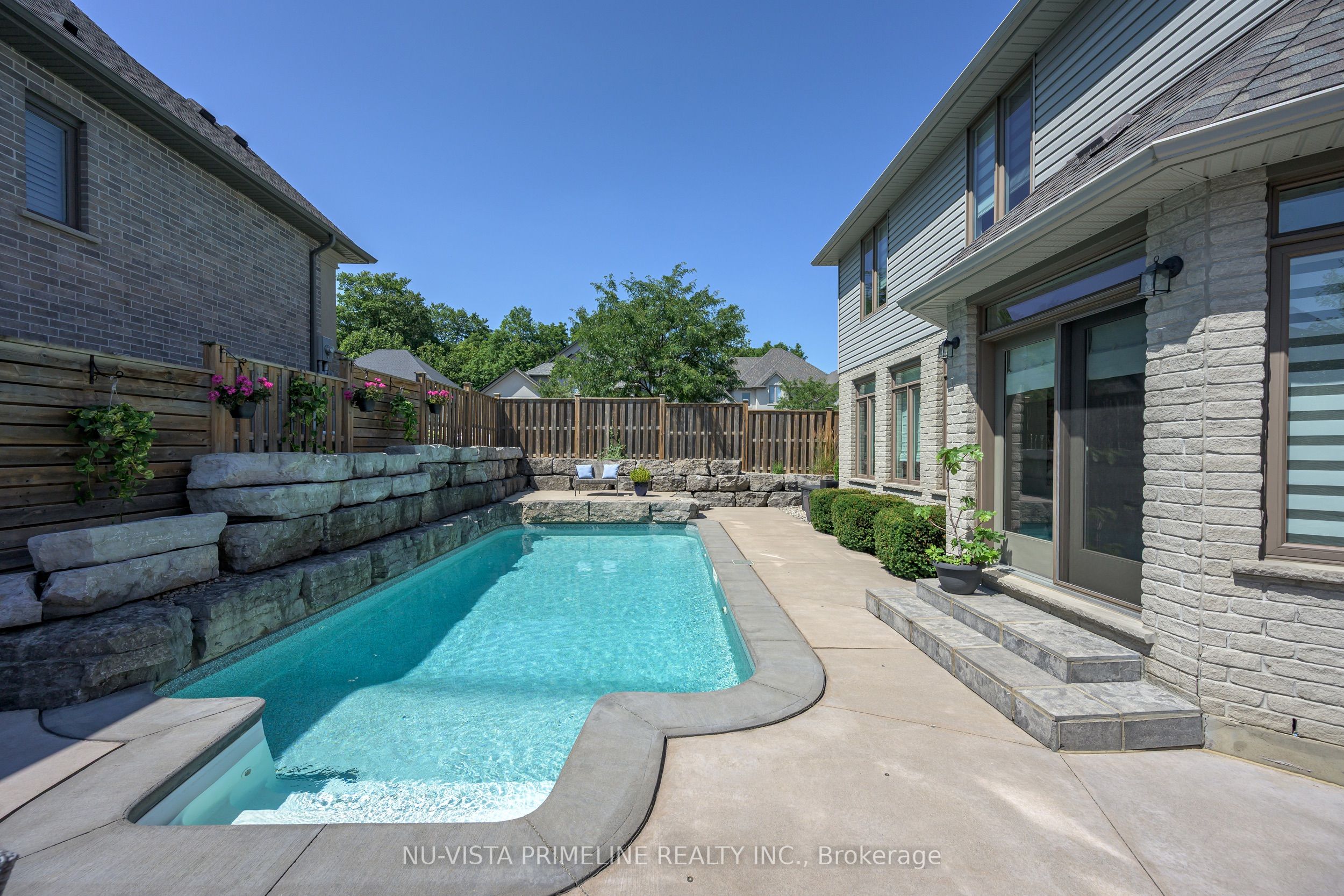 2330 Dauncey Crescent, London North, ON N5X 0M2 photo 4