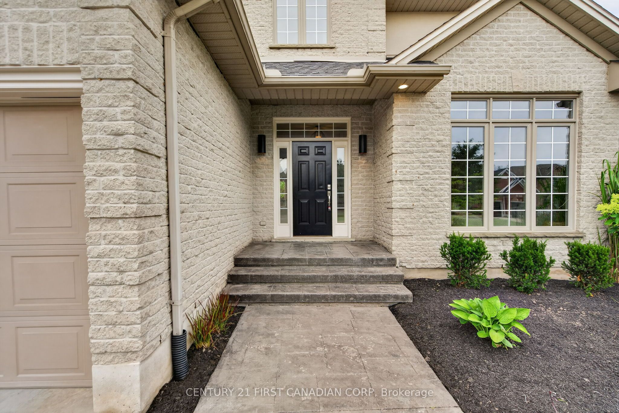 1027 Manchester Road, London North, ON N6H 5J1 photo 3