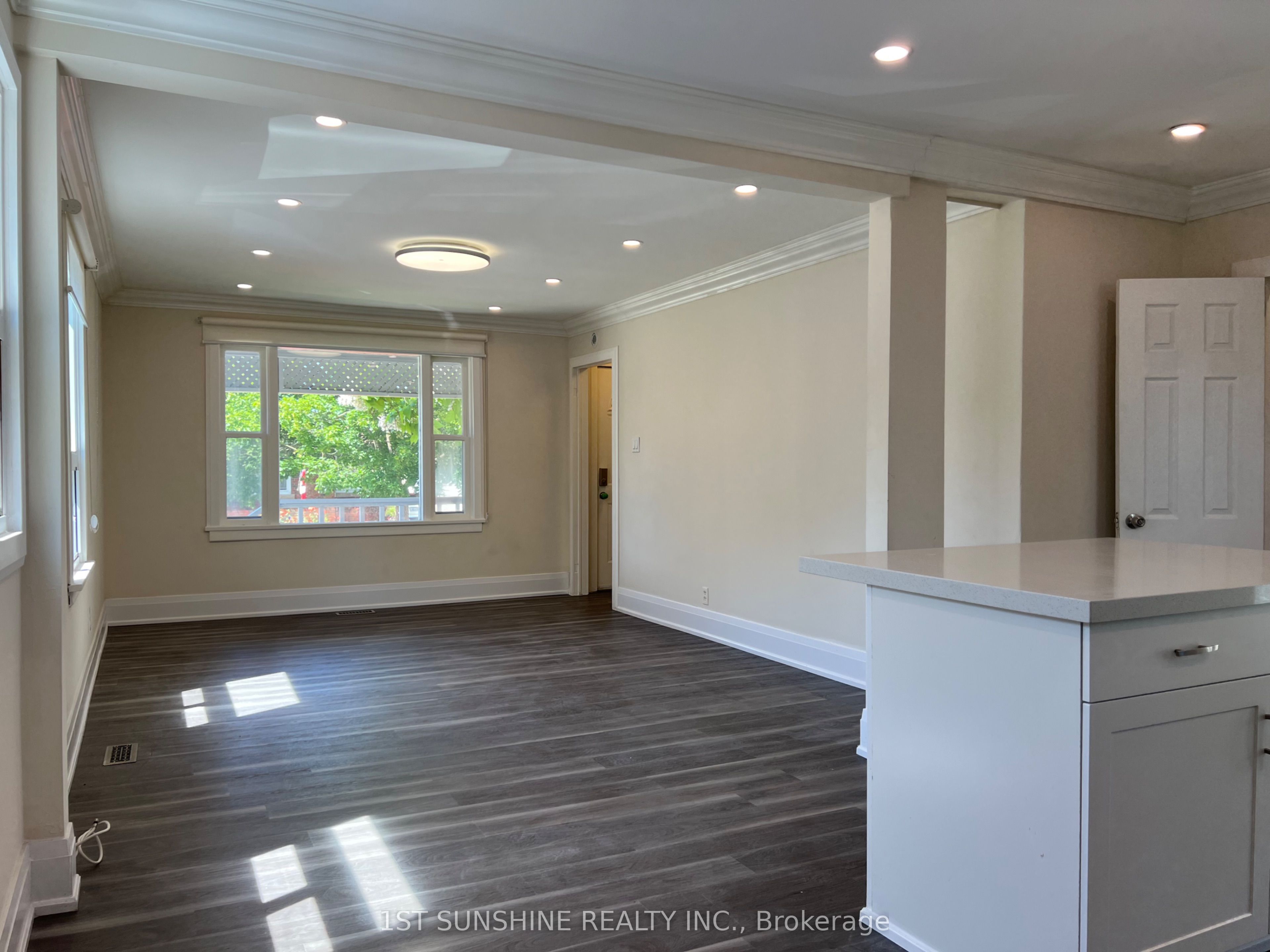 40 BARTLETT Street, St. Catharines, ON L2M 5L1 photo 5