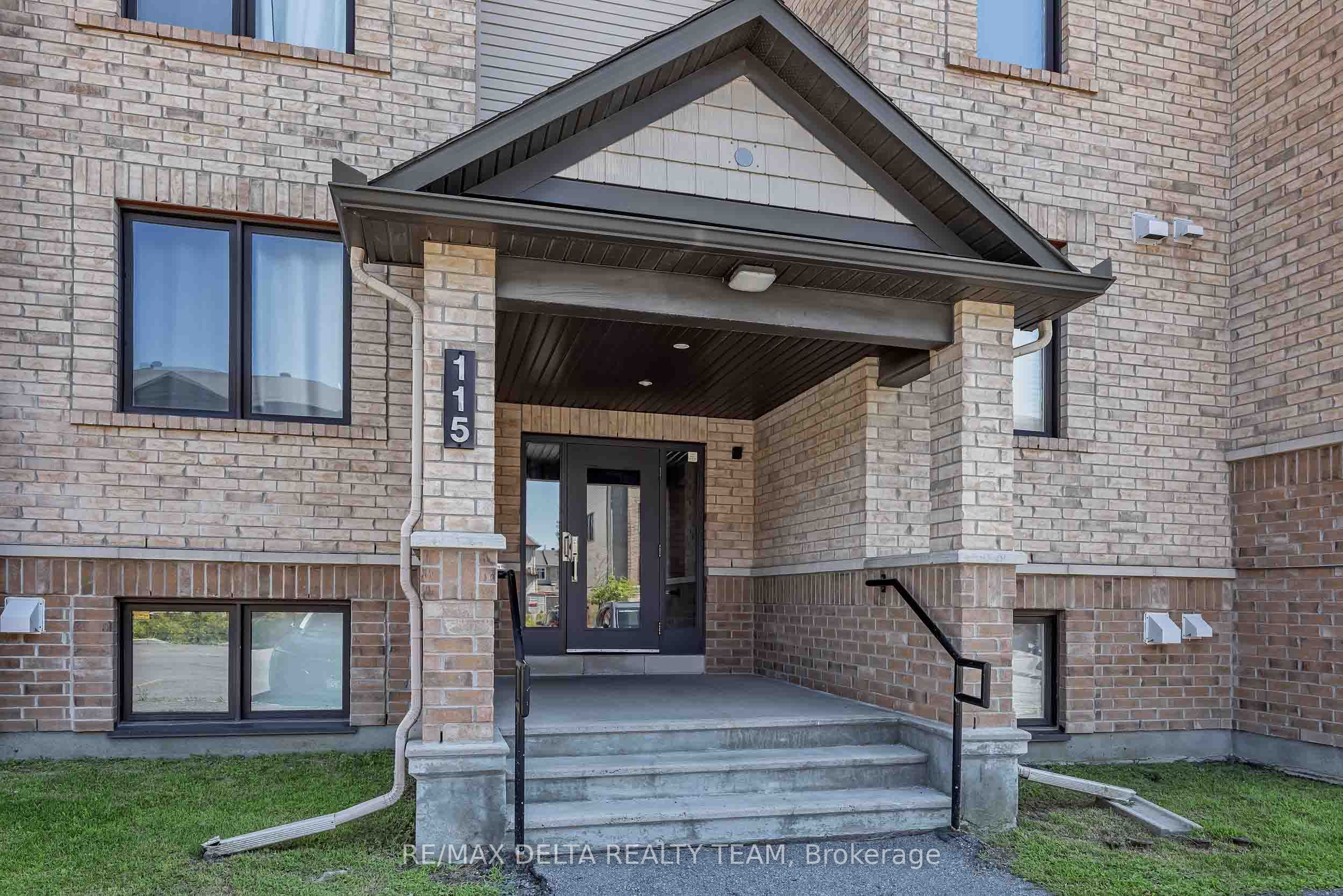 115 Bluestone Private 8, Orleans - Cumberland and Area, ON K4A 0X7 photo 2