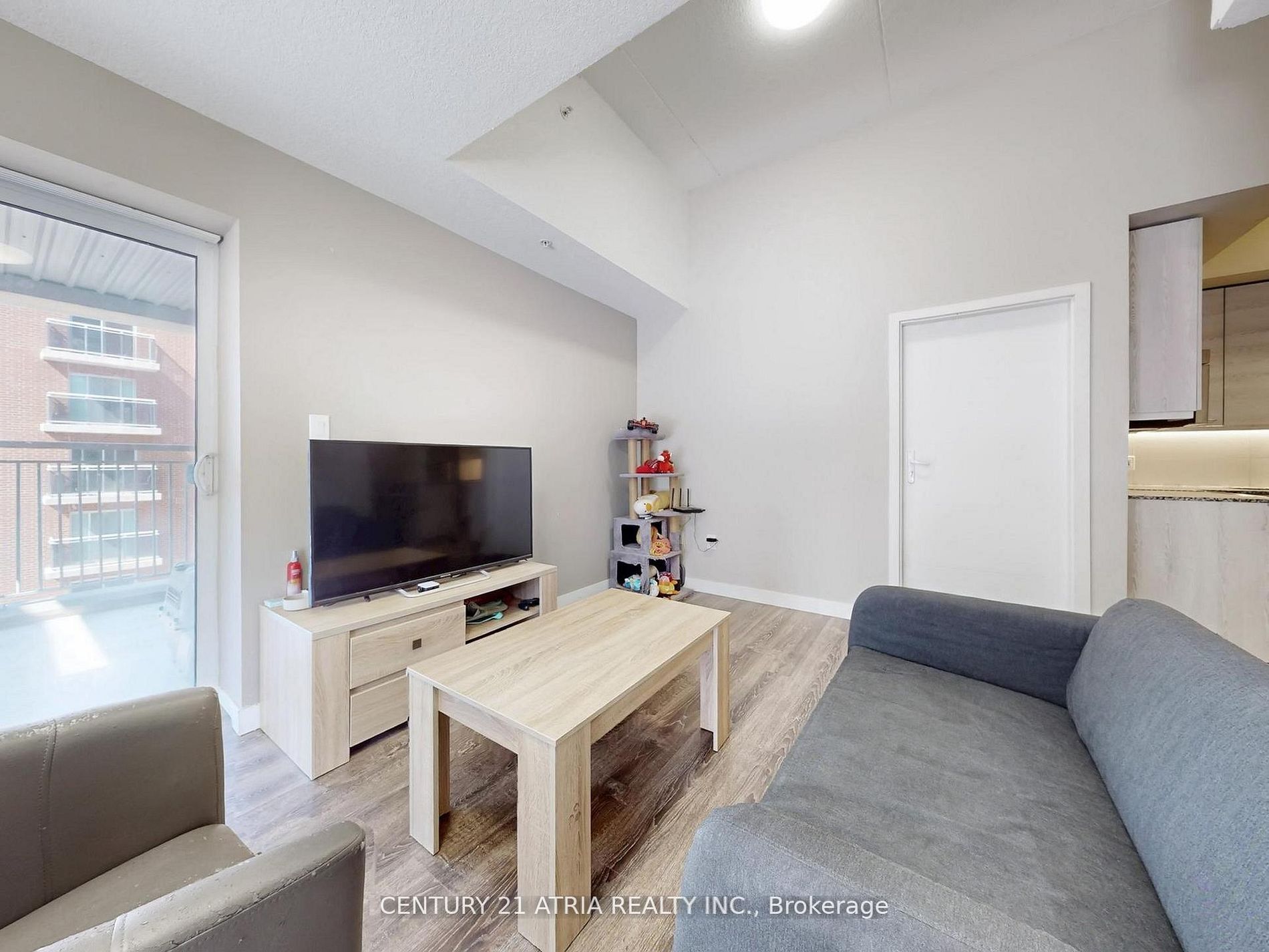 280 Lester Street 308, Waterloo, ON N2L 0G2 photo 4