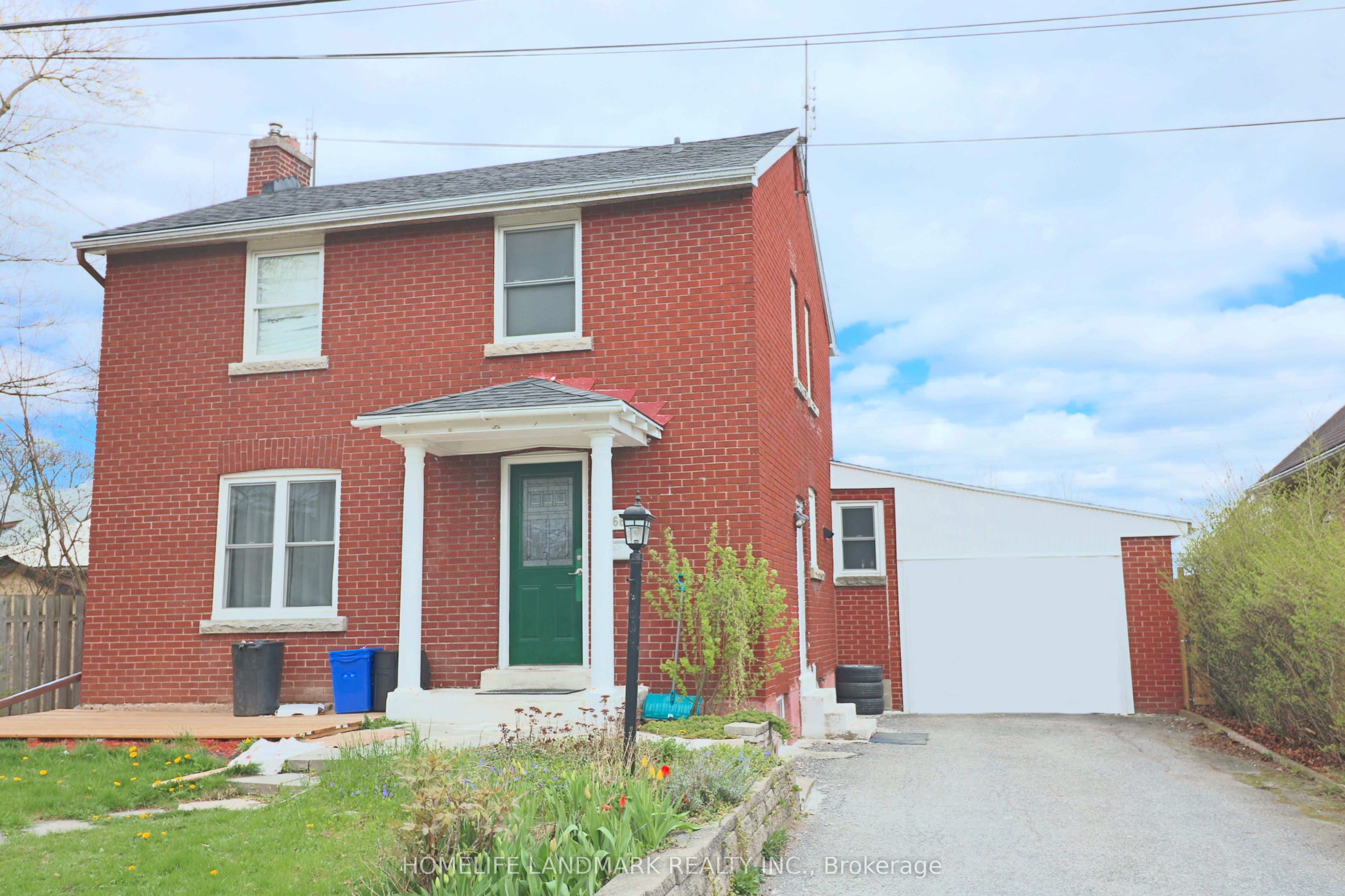 4664 Homewood Avenue, Niagara Falls, ON L2E 4Y2