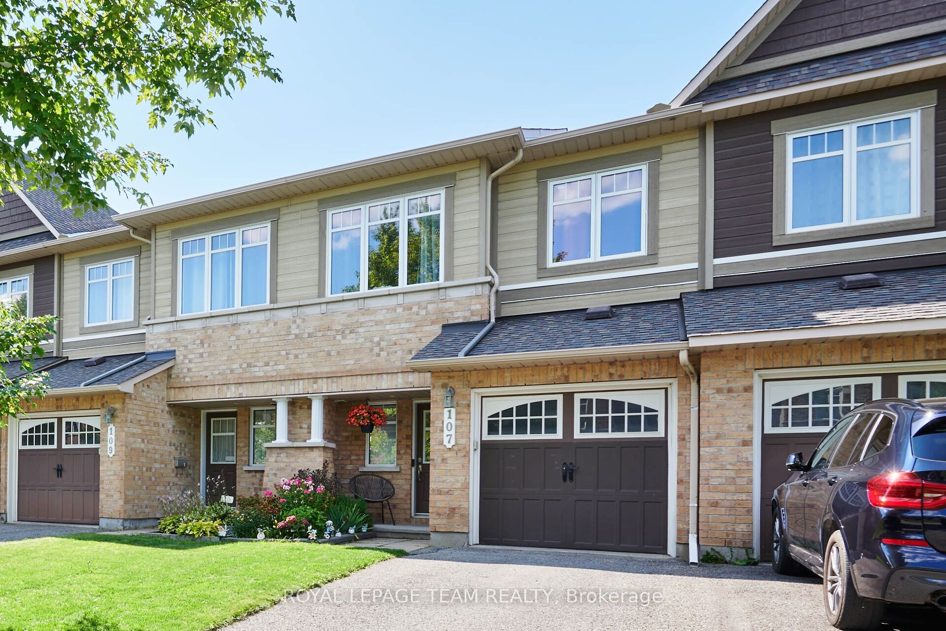 107 Garrity Crescent, Barrhaven, ON K2J 3T4 photo 4