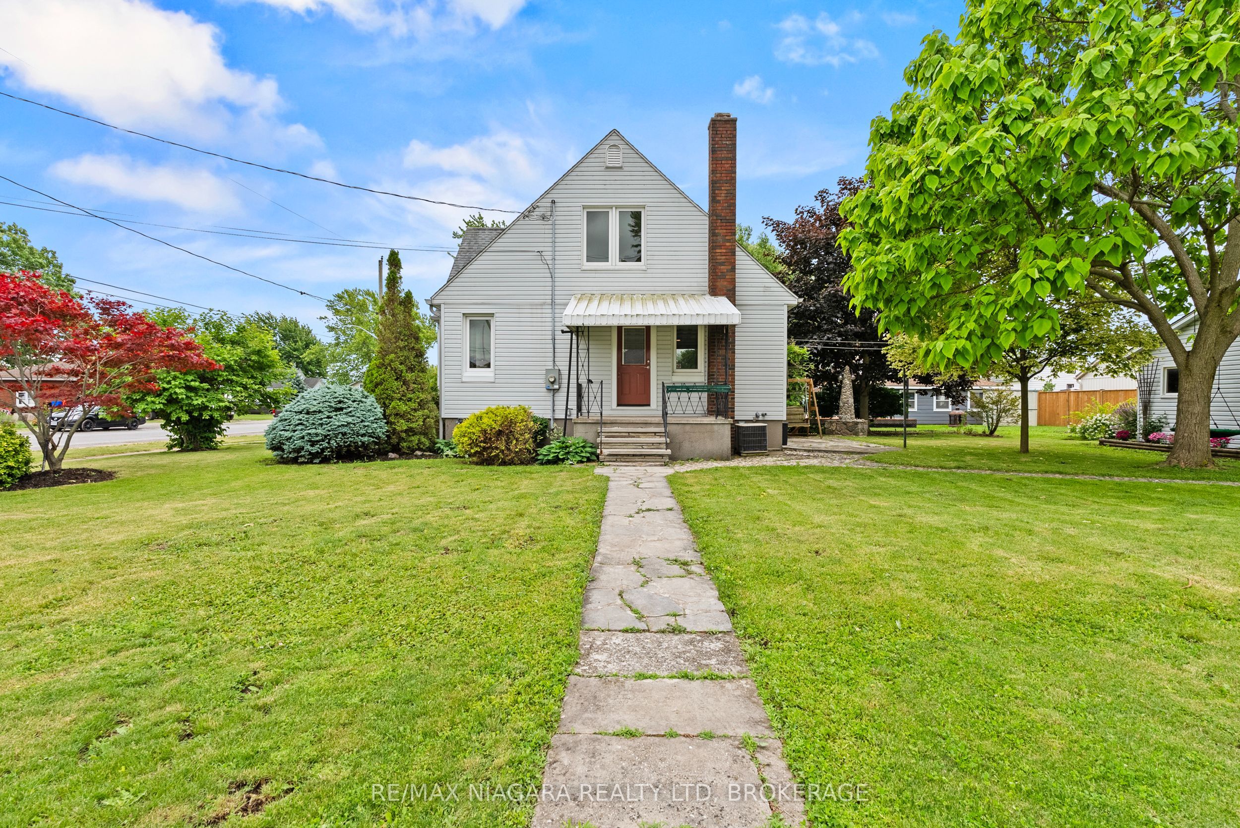 230 Wellington Street, Port Colborne, ON L3K 2K2 photo 4