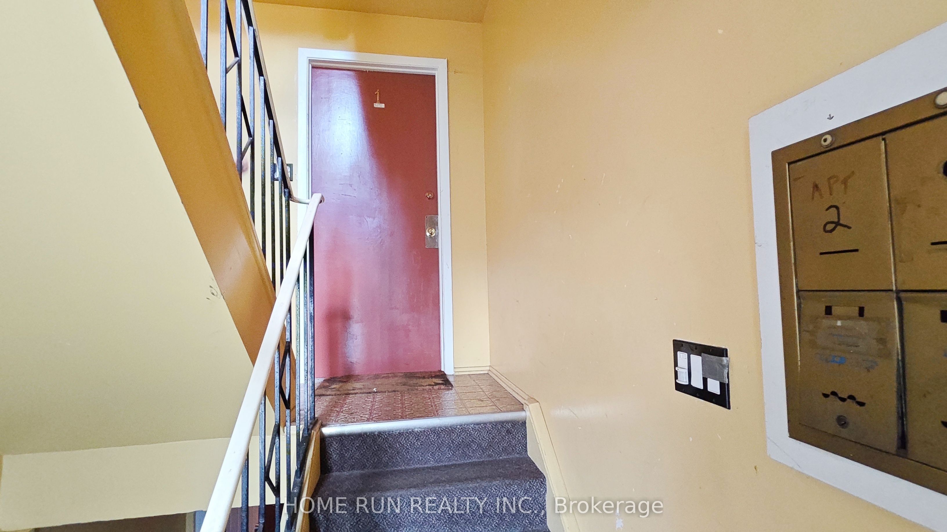 1023 Meadowlands Drive, Mooneys Bay - Carleton Heights and Area, ON K2C 0K5 photo 5
