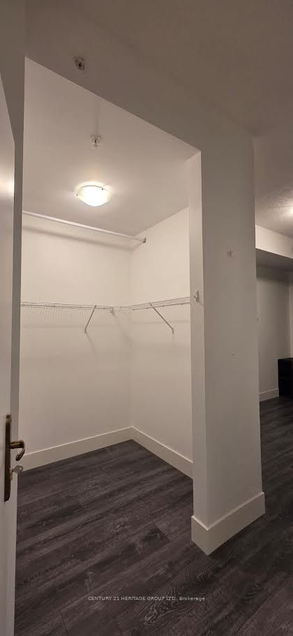 253 Albert Street 312, Waterloo, ON N2L 0G3 photo 5