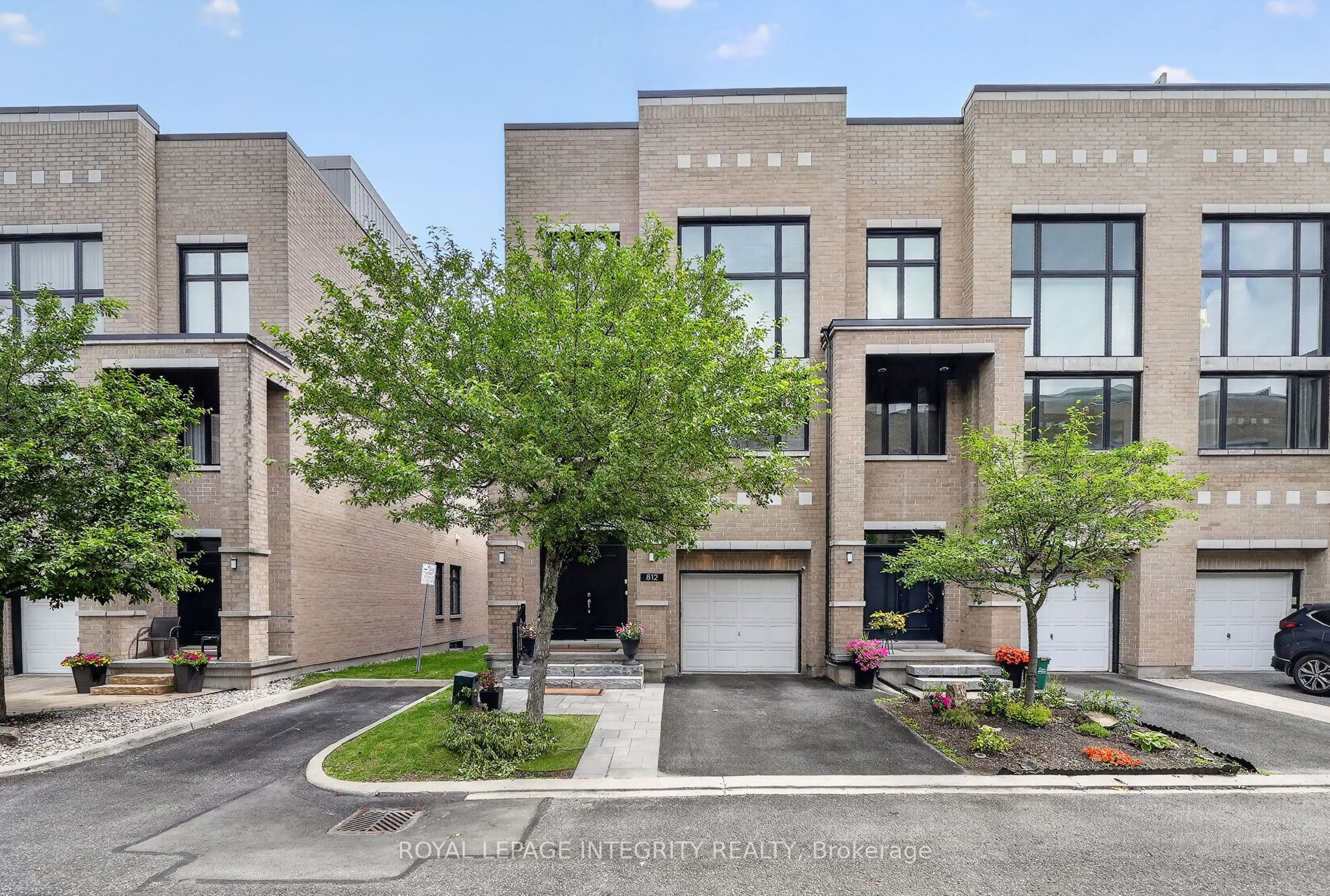812 Petra Private, Kanata, ON K2T 0G3