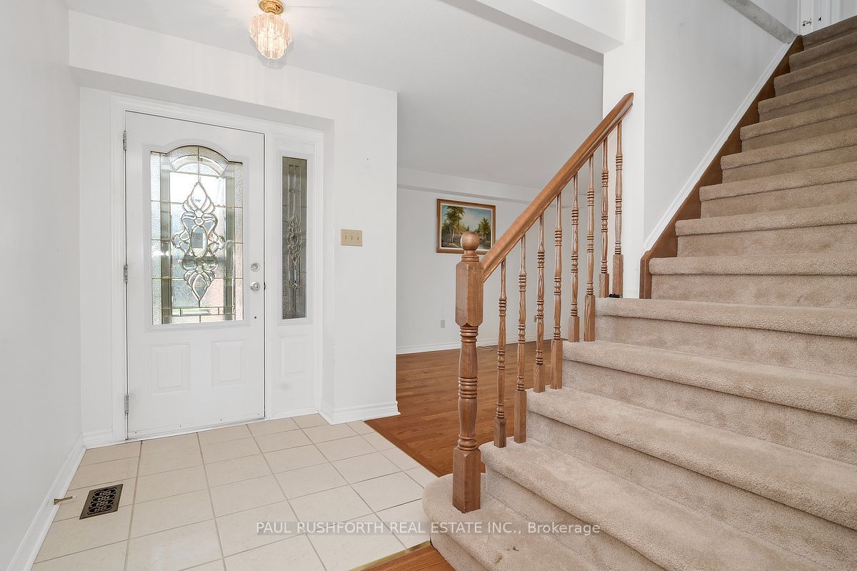 81 Acklam Terrace, Kanata, ON K2K 2J2 photo 3