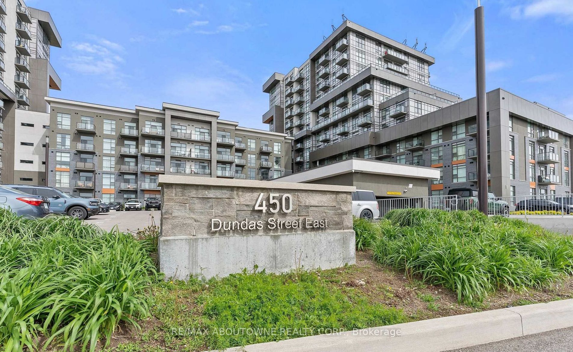 450 Dundas Street 334, Hamilton, ON L0R 2H2
