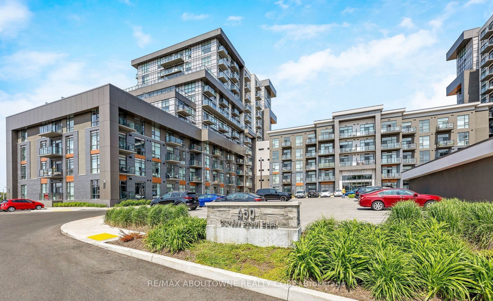 450 Dundas Street 334, Hamilton, ON L0R 2H2 photo 2