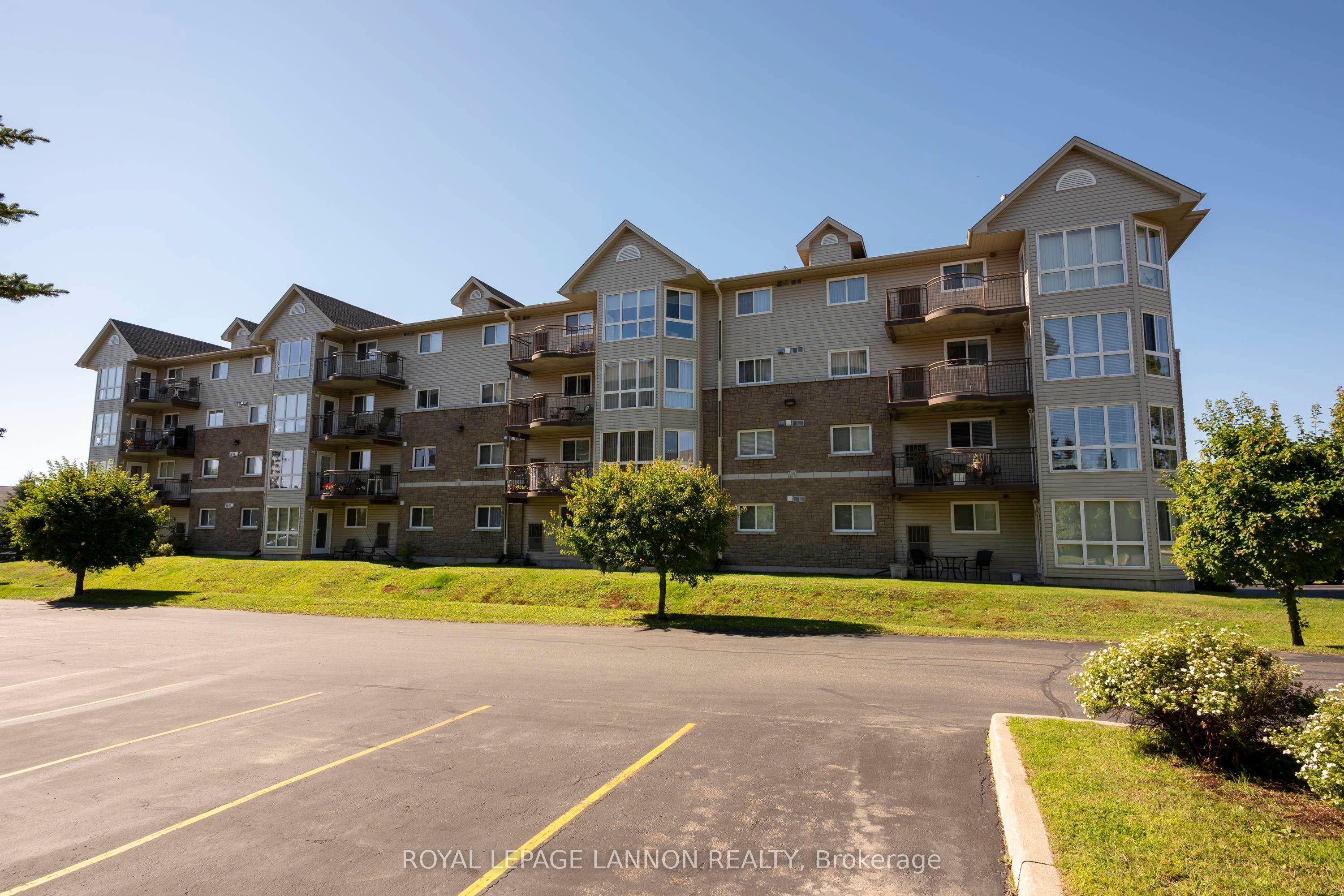 101 - 620 Red River Road, Thunder Bay, ON P7E 6S1 photo 2