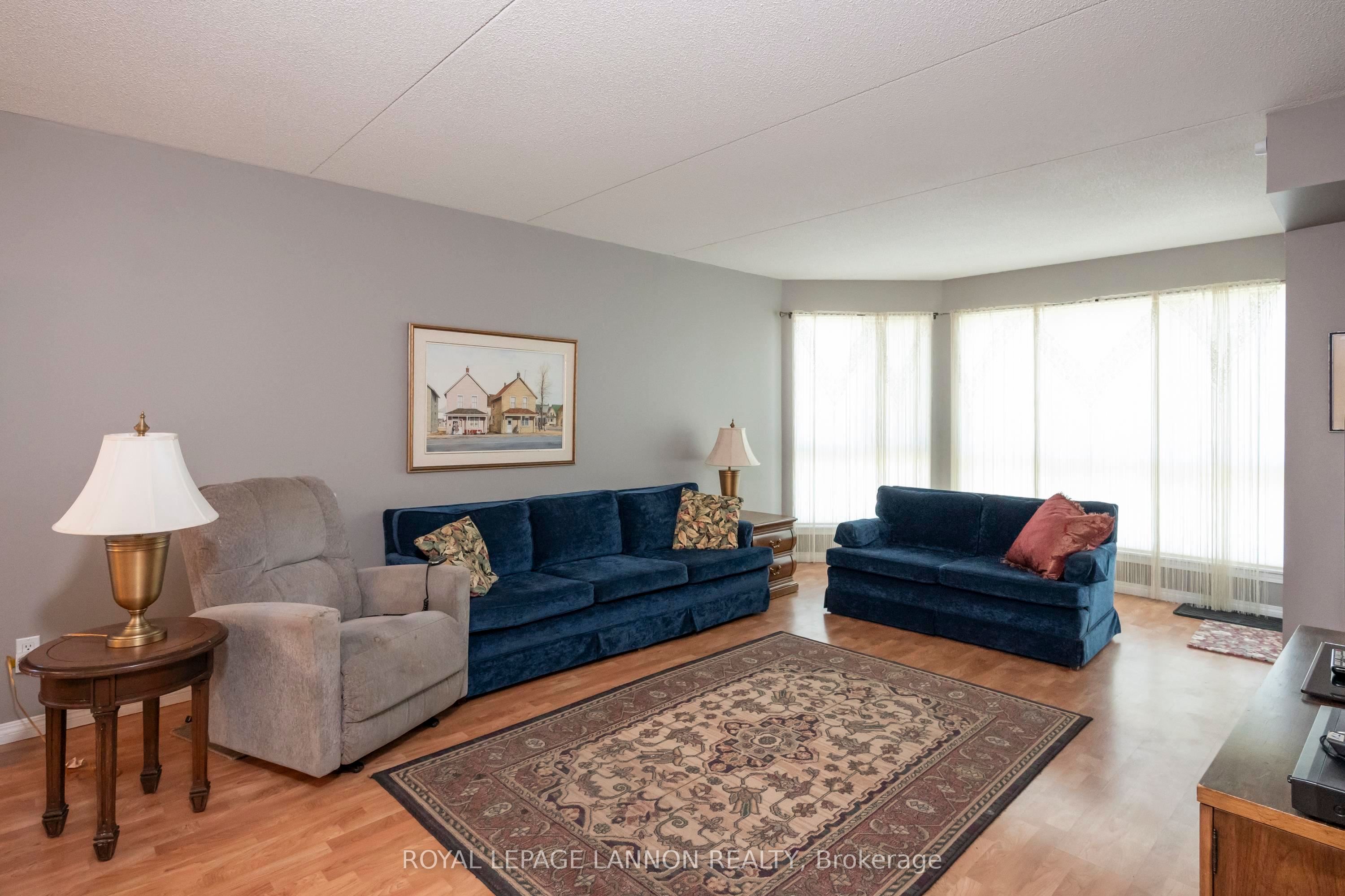 101 - 620 Red River Road, Thunder Bay, ON P7E 6S1 photo 4