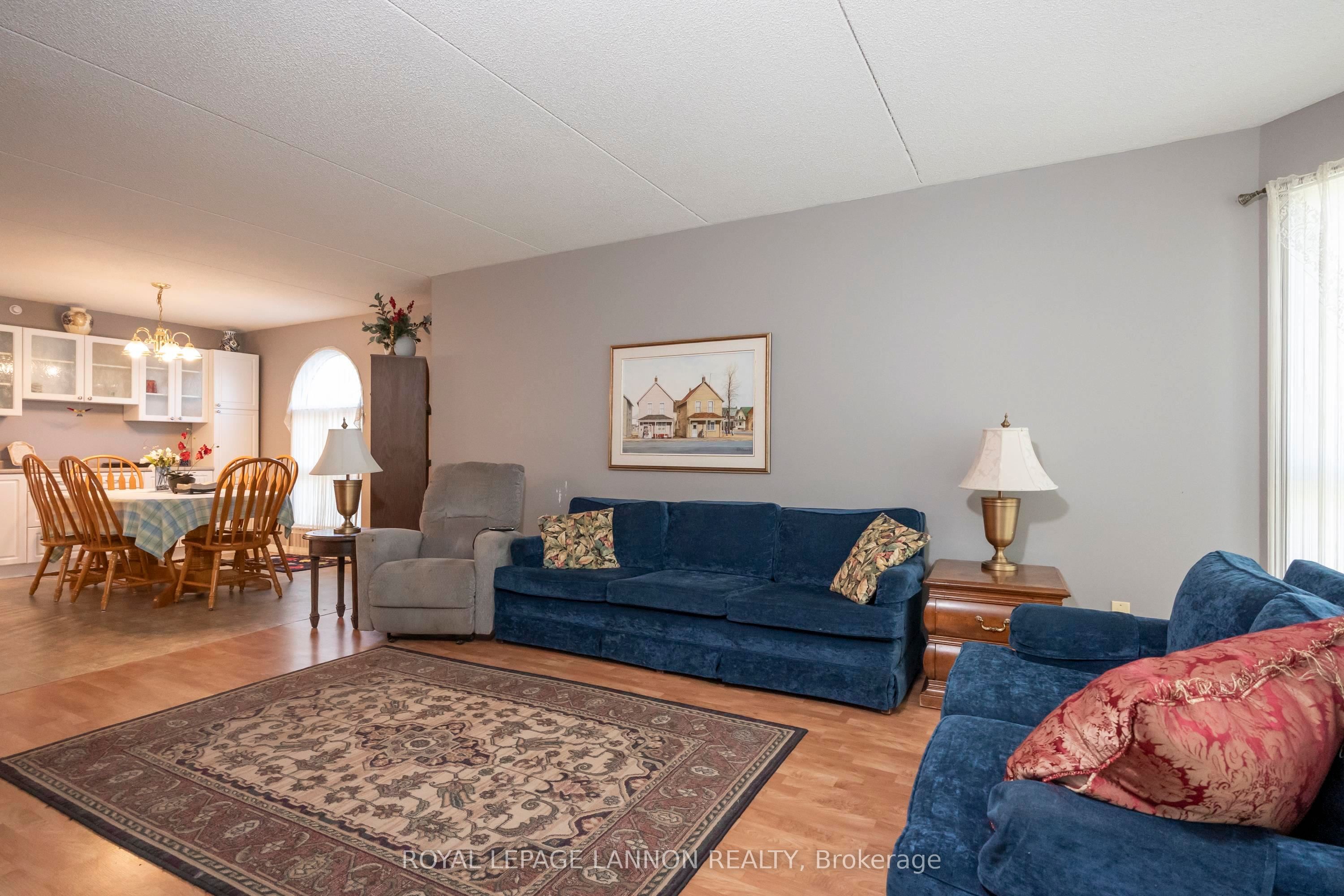 101 - 620 Red River Road, Thunder Bay, ON P7E 6S1 photo 5