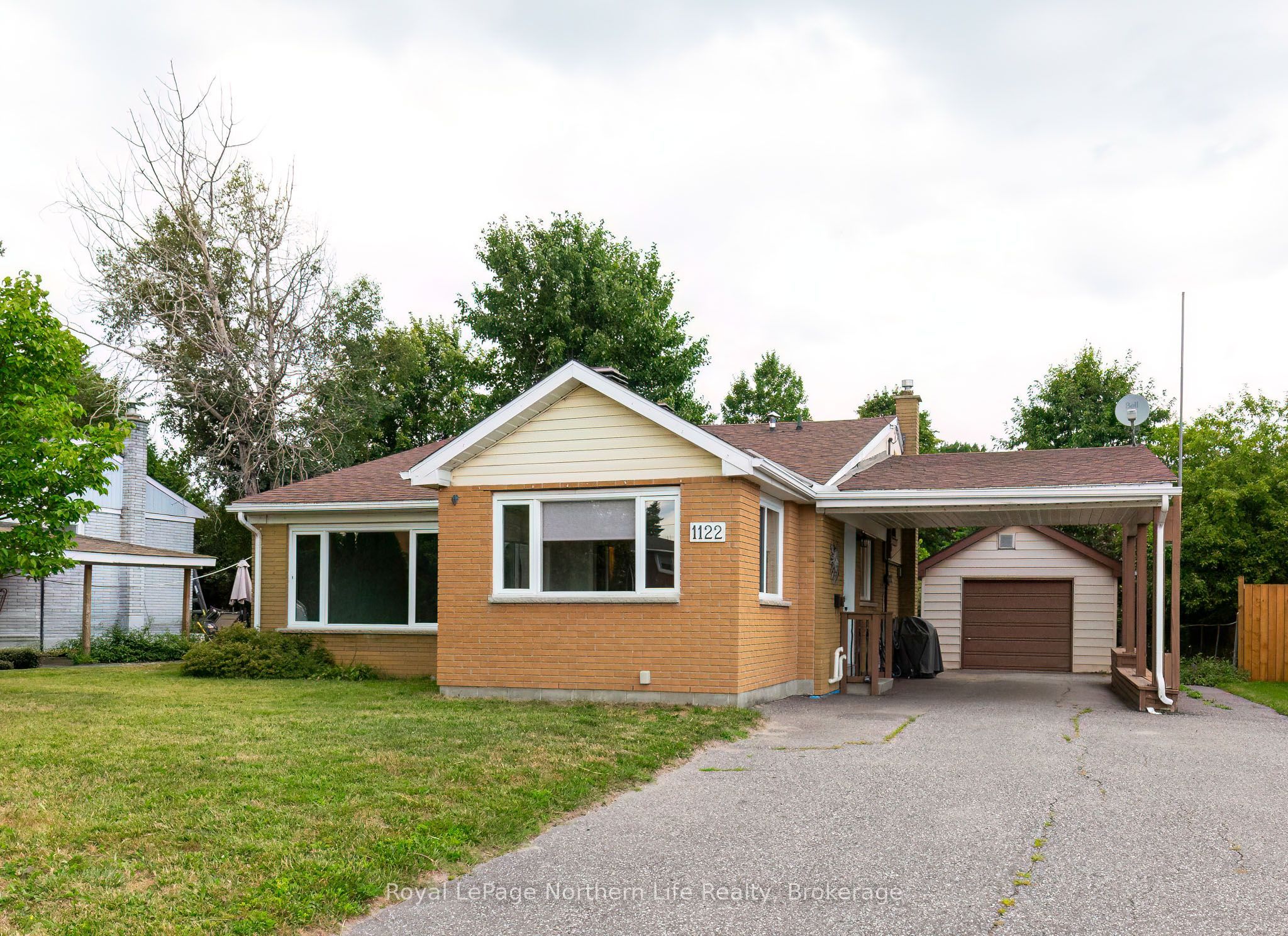 1122 Athlone Street, North Bay, ON P1B 5C1