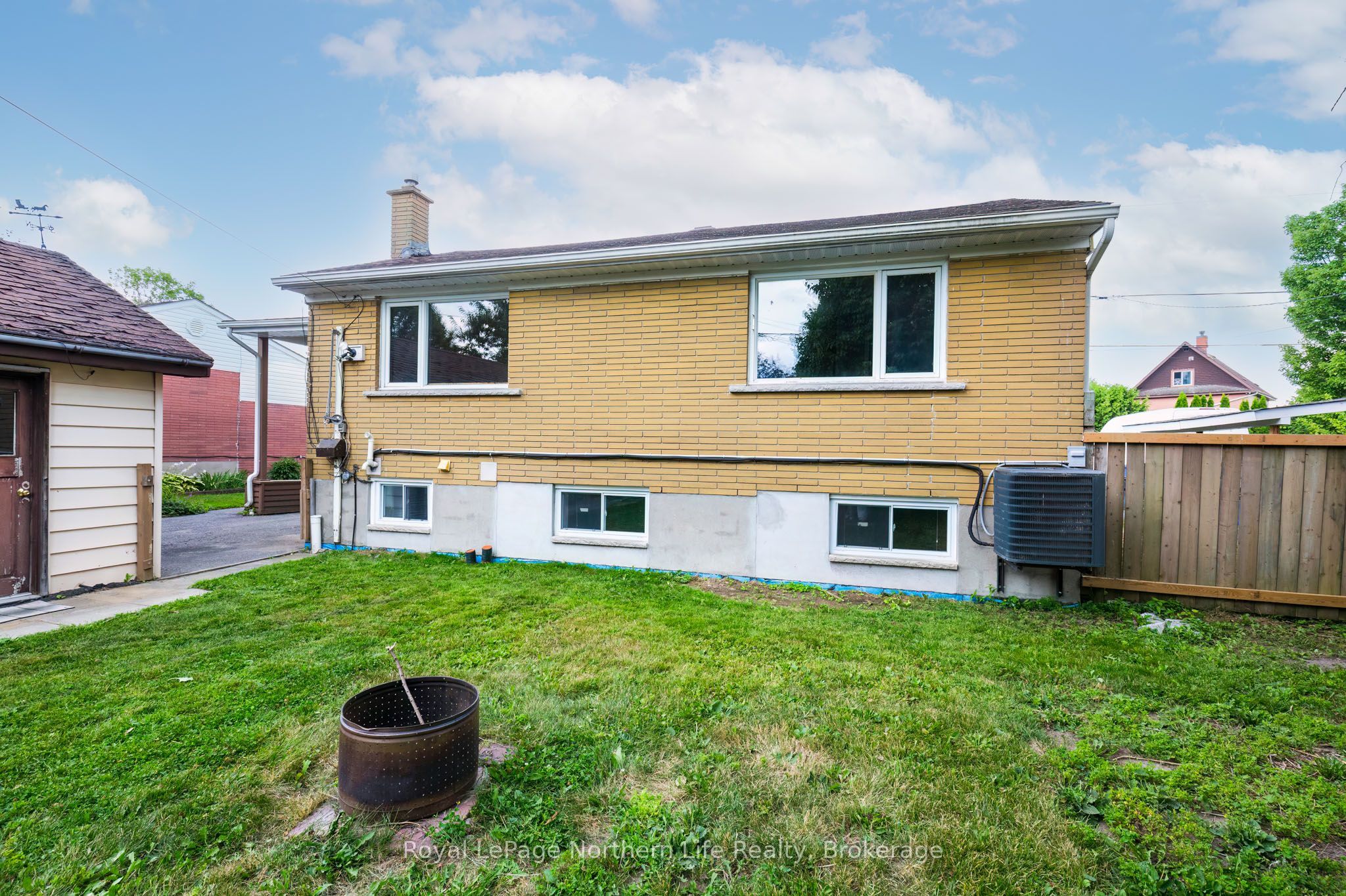 1122 Athlone Street, North Bay, ON P1B 5C1 photo 4