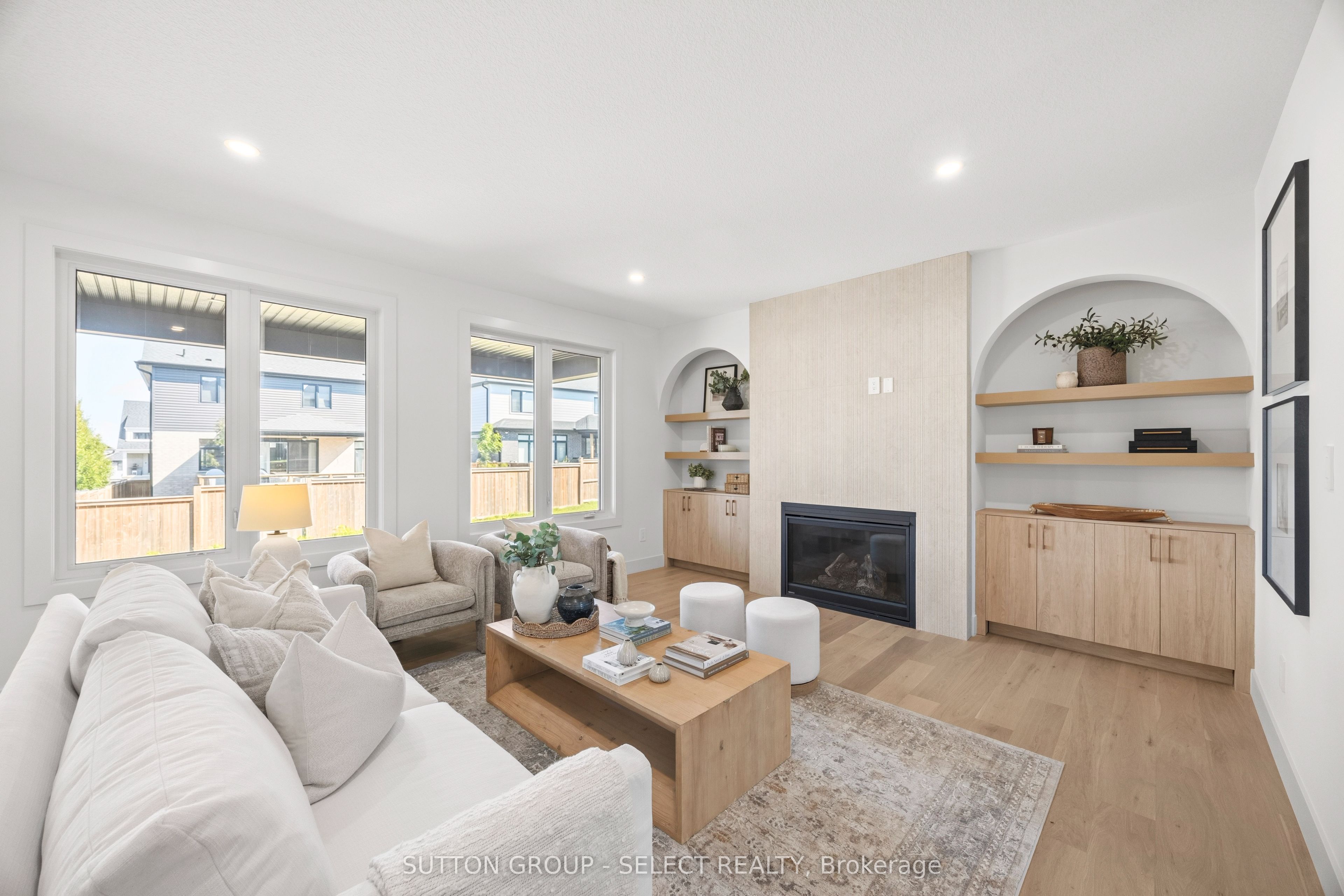 1906 Fountain Grass Drive, London South, ON N6K 0K7 photo 5
