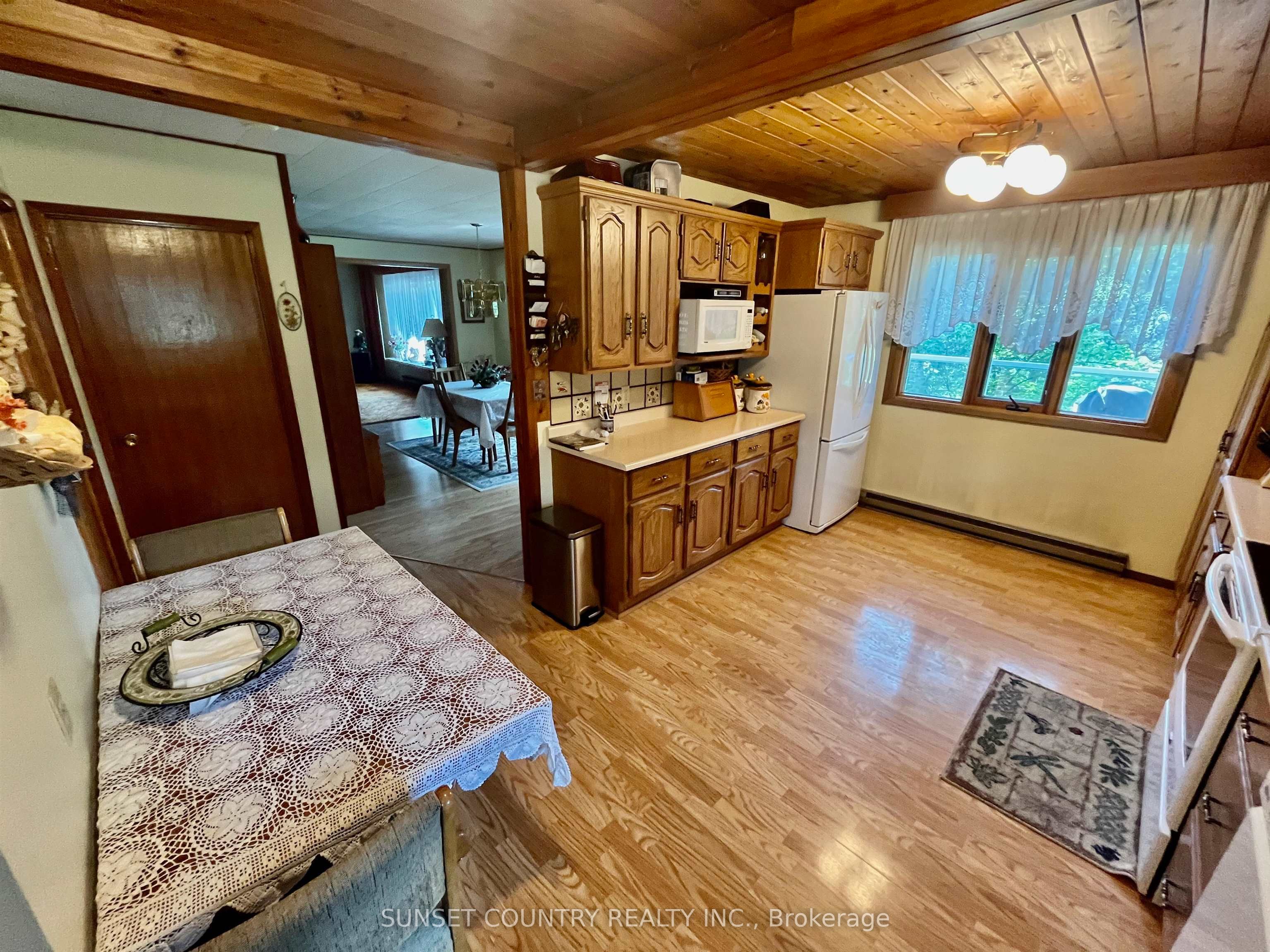 71 Lakeview Road, Dryden, ON P8N 2Y4 photo 4