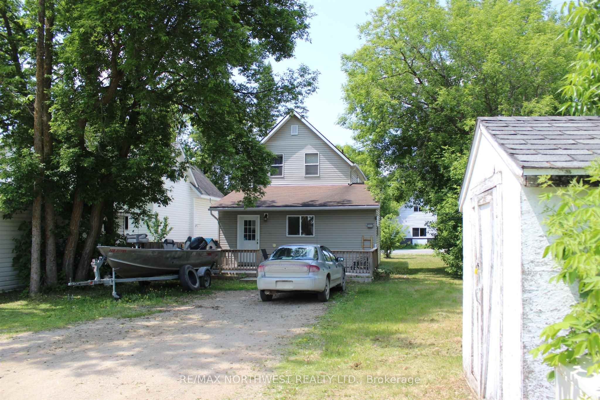212 FIFTH ST, Rainy River, ON P0W 1L0 photo 5