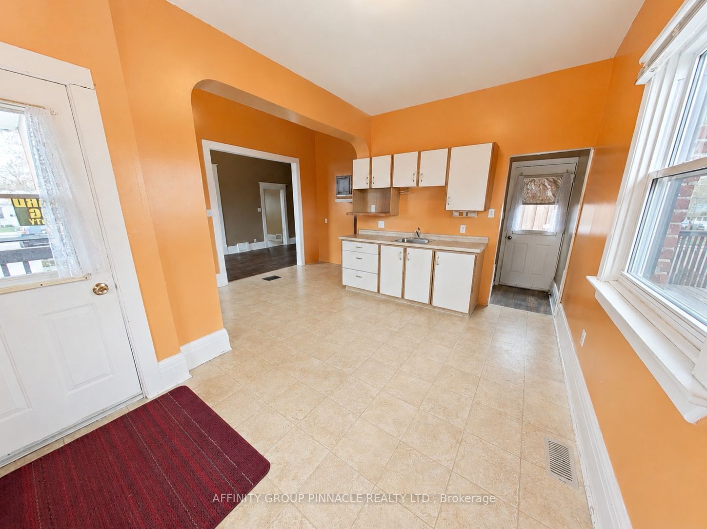 170 Queen Street, Kawartha Lakes, ON K9V 1H4 photo 4