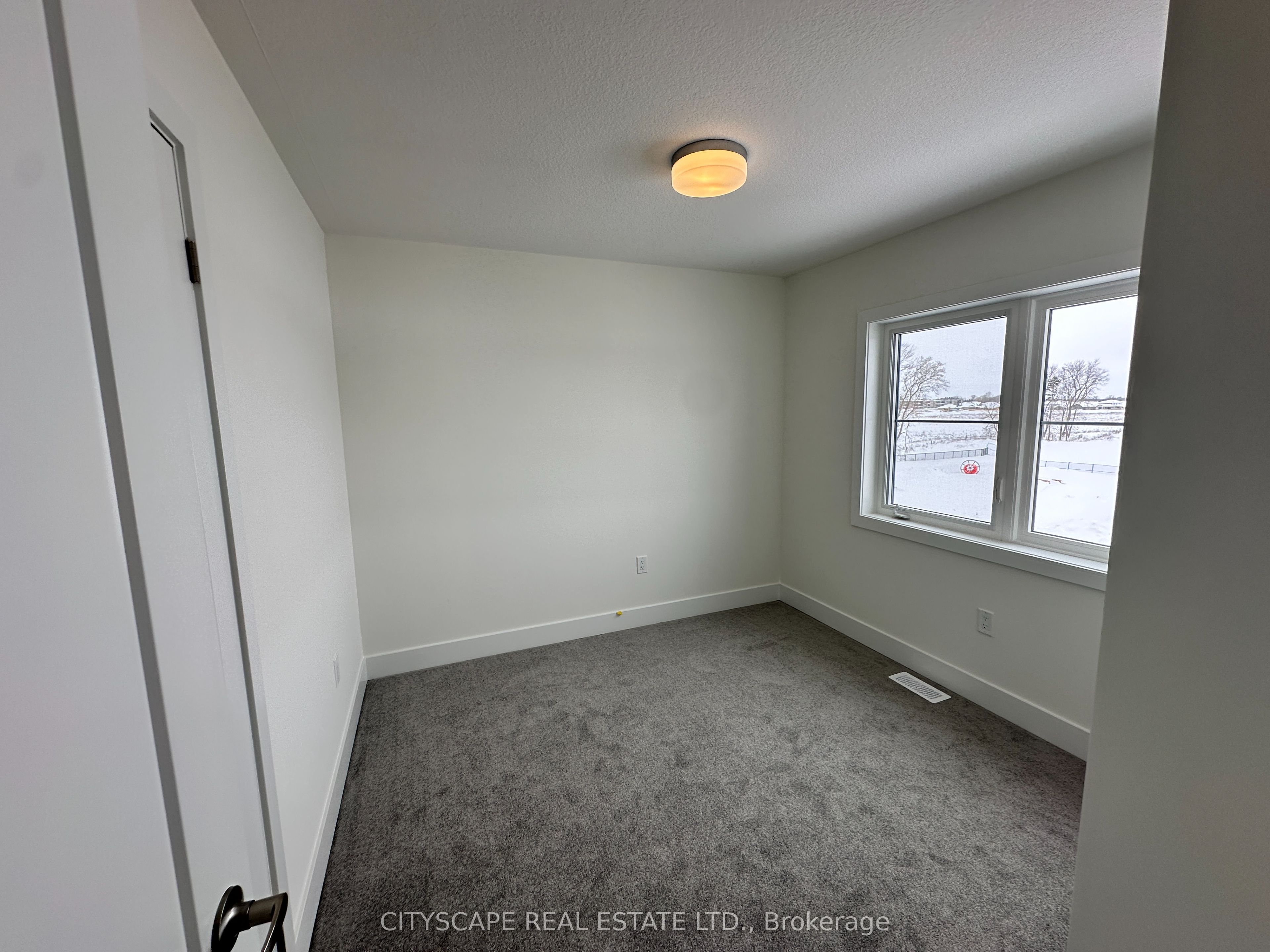 48 Balladry Boulevard, Stratford, ON N5A 0L5 photo 4
