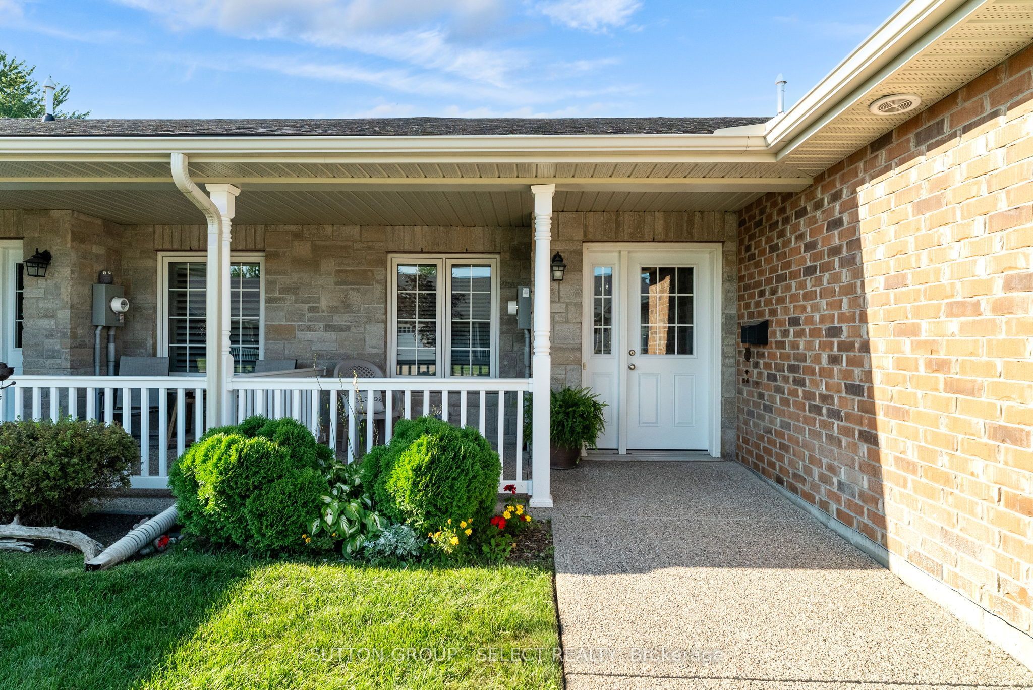 14 Devon Drive, South Huron, ON N0M 1S3 photo 3