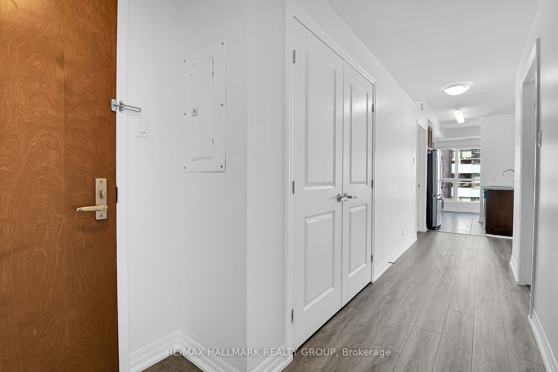 242 Rideau Street 1501, Lower Town - Sandy Hill, ON K1N 0B7 photo 5