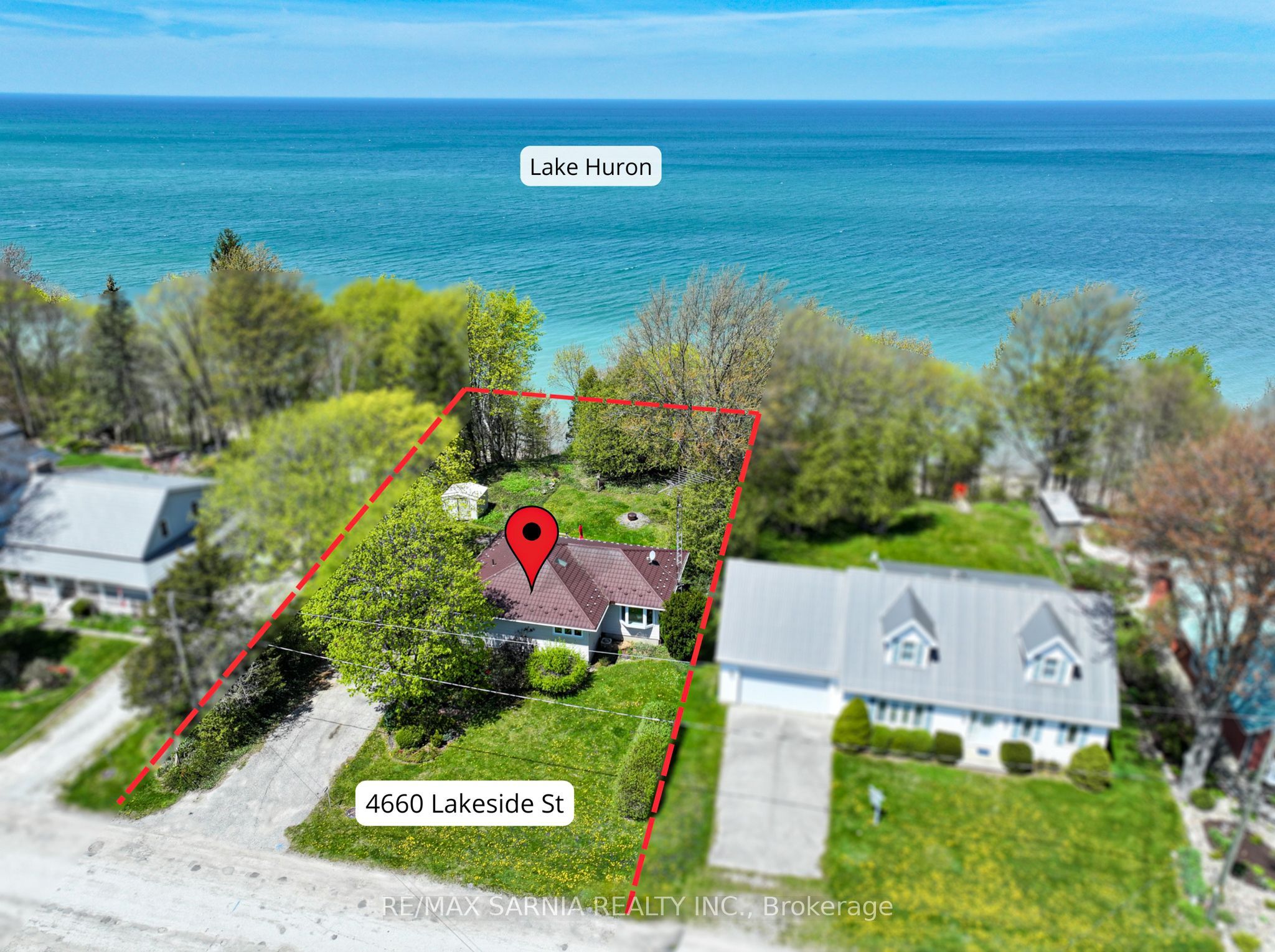 4660 Lakeside Street, Plympton-Wyoming, ON N0N 1J6 photo 4