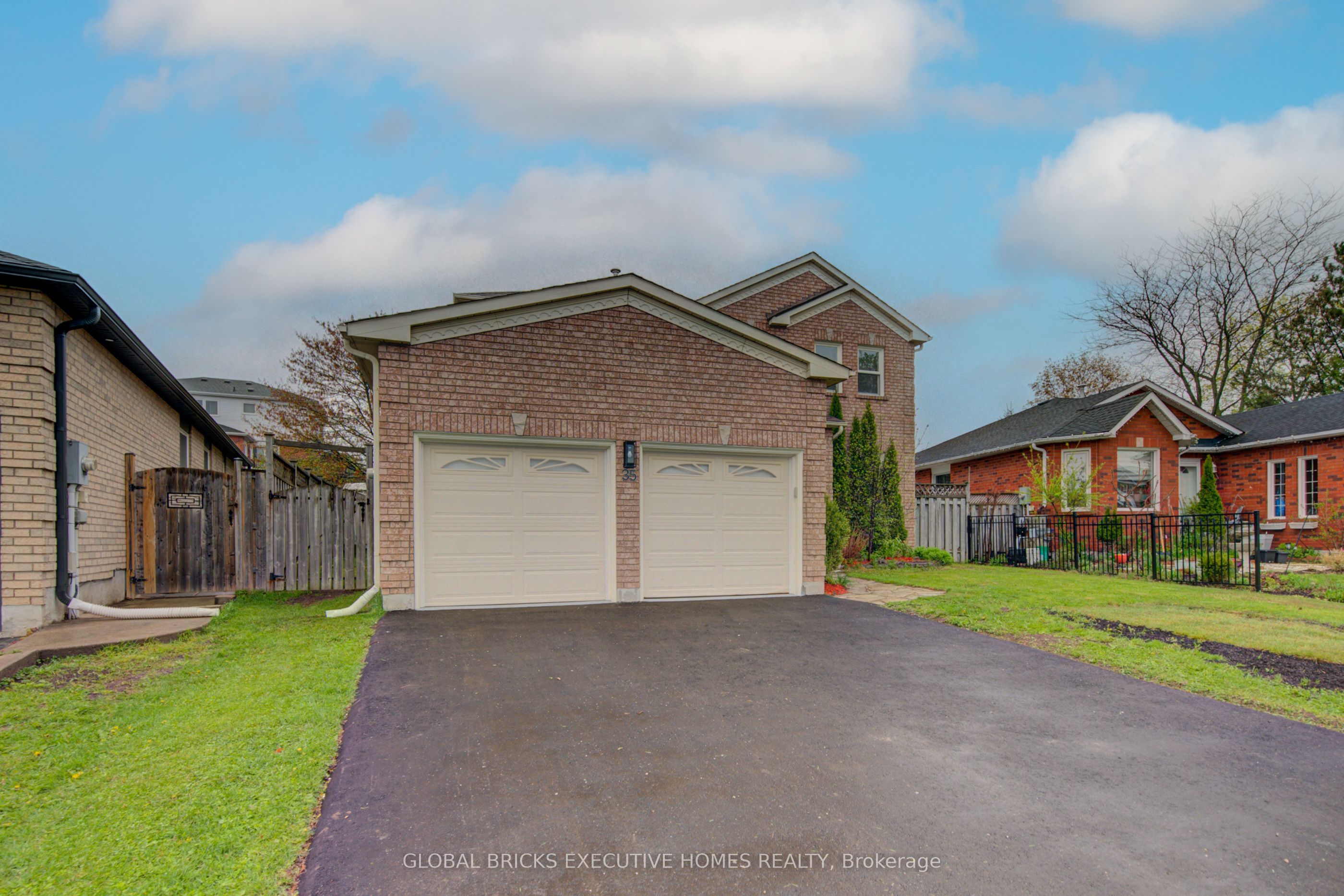 35 Attwood Drive, Cambridge, ON N1T 1L4 photo 2