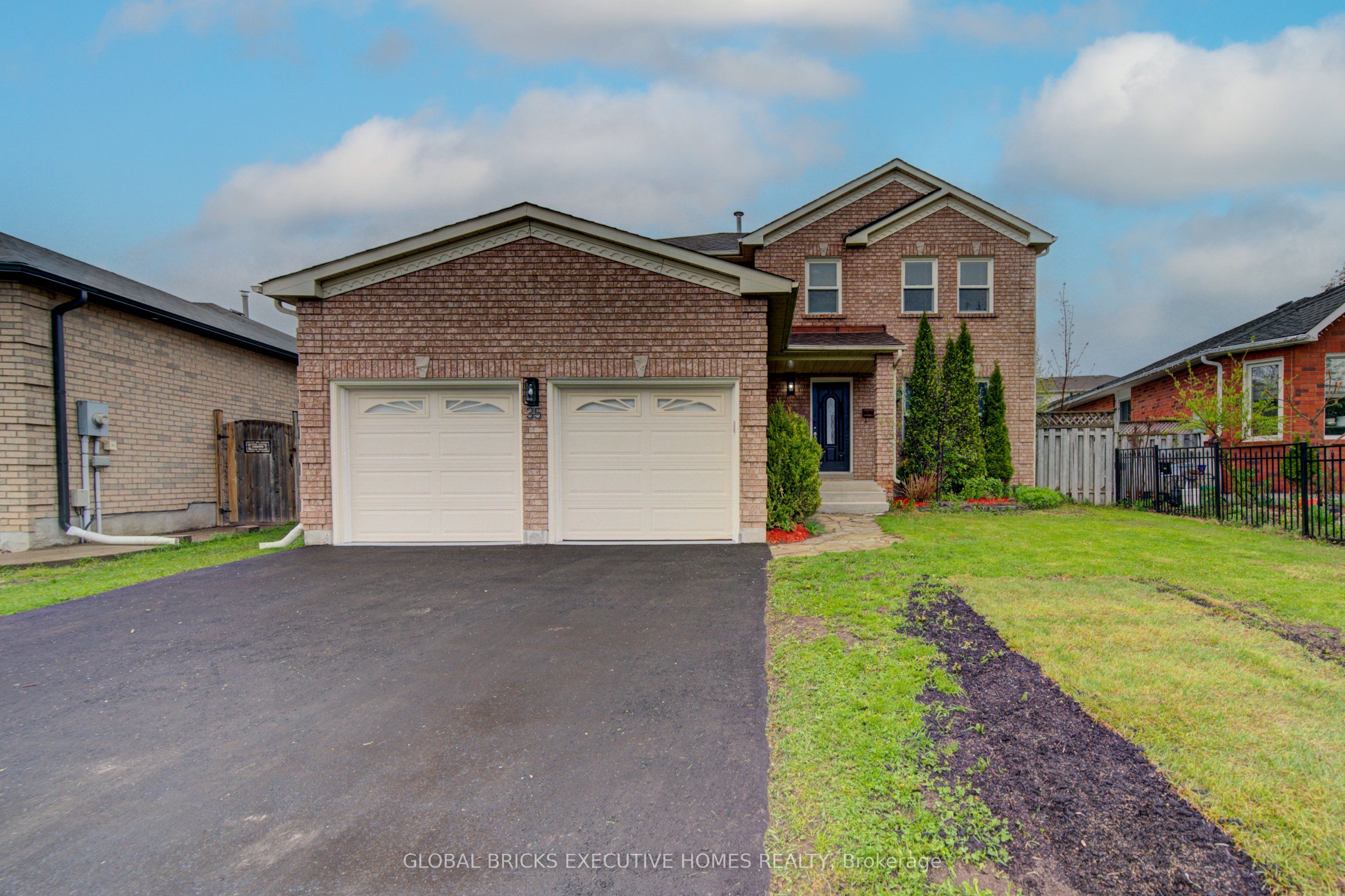 35 Attwood Drive, Cambridge, ON N1T 1L4 photo 3