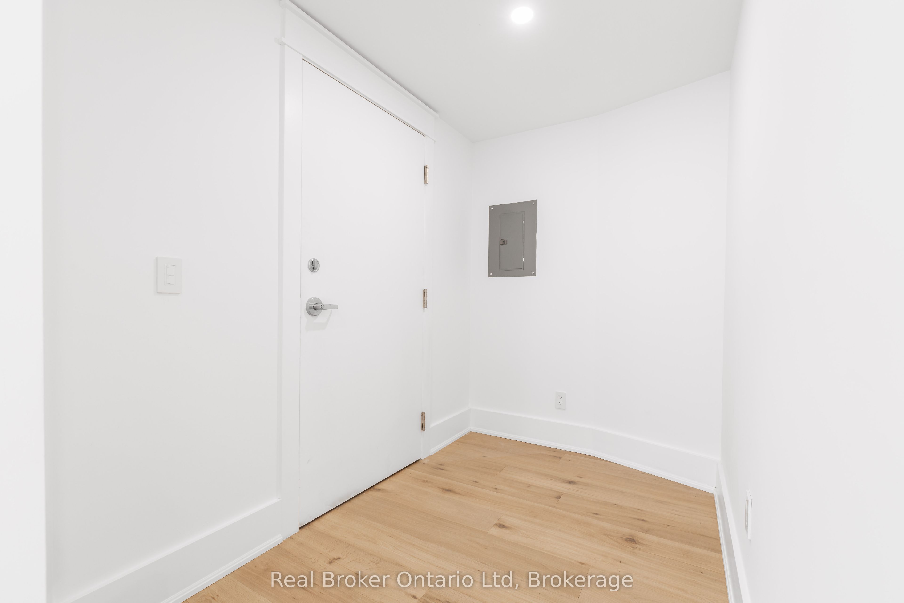 80 9th Street E 701, Owen Sound, ON N4K 1N4 photo 5