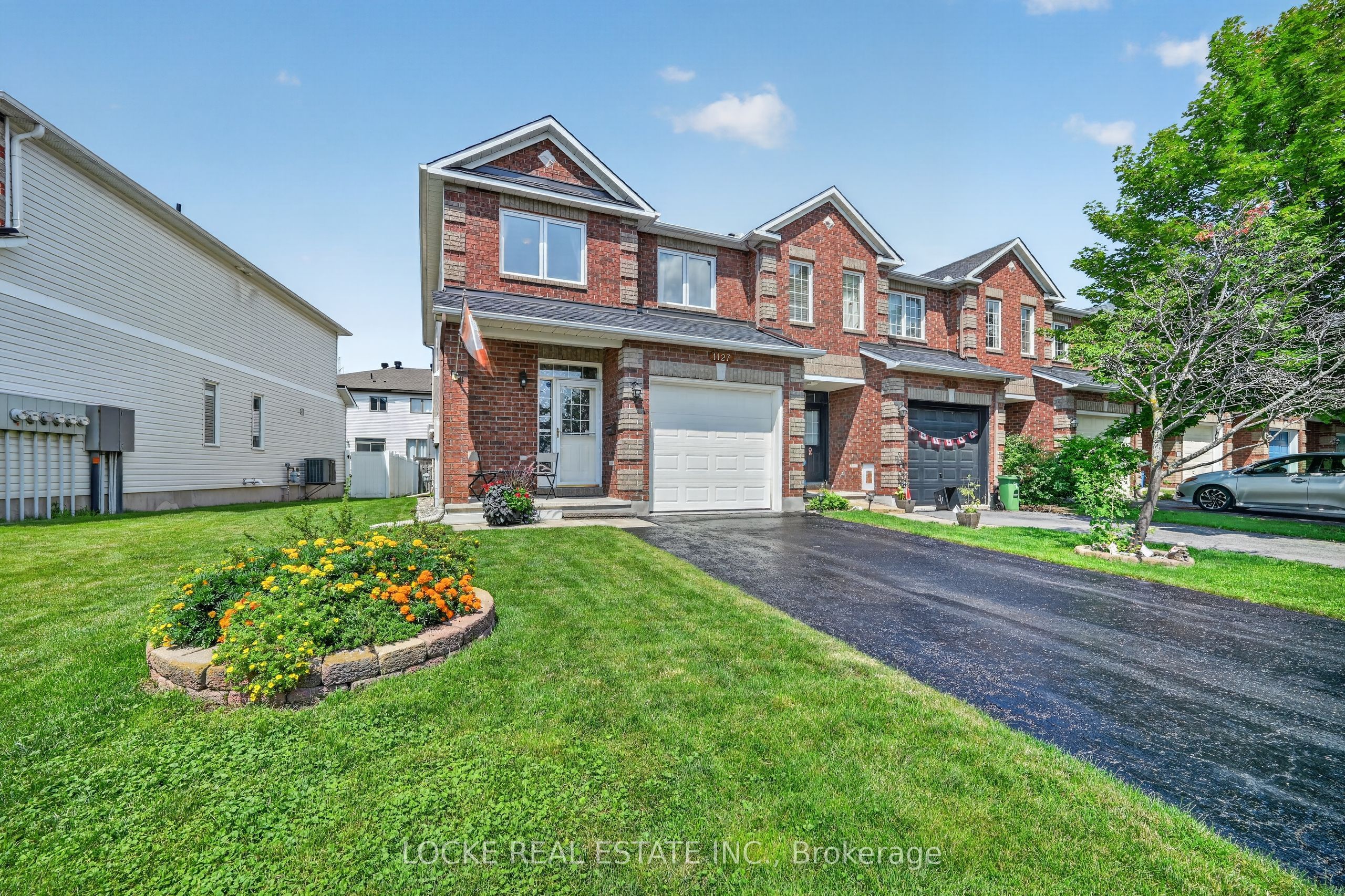 1127 Brasseur Crescent, Orleans - Cumberland and Area, ON K4A 5A2 photo 2
